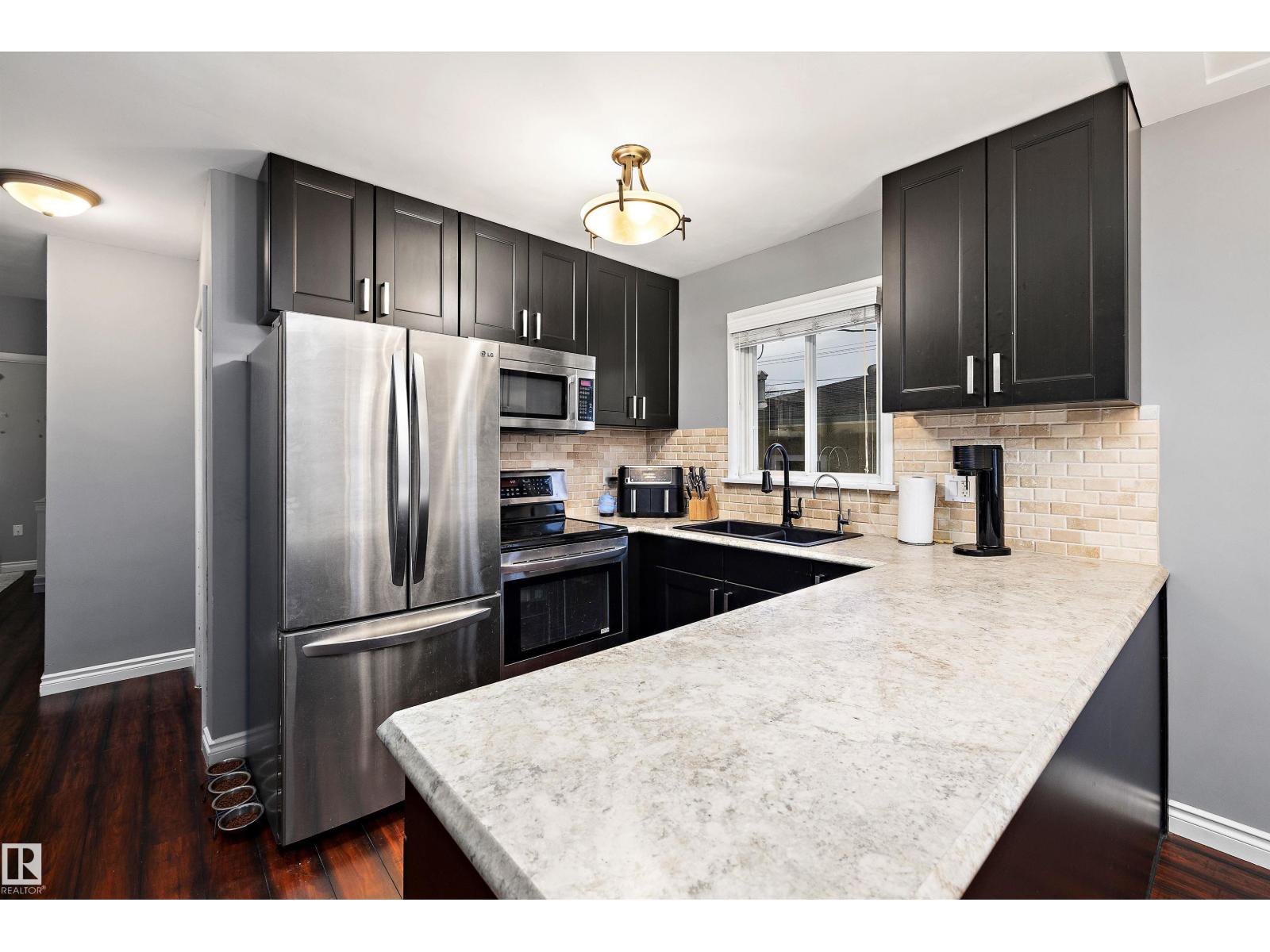 12039 52 ST NW, Edmonton