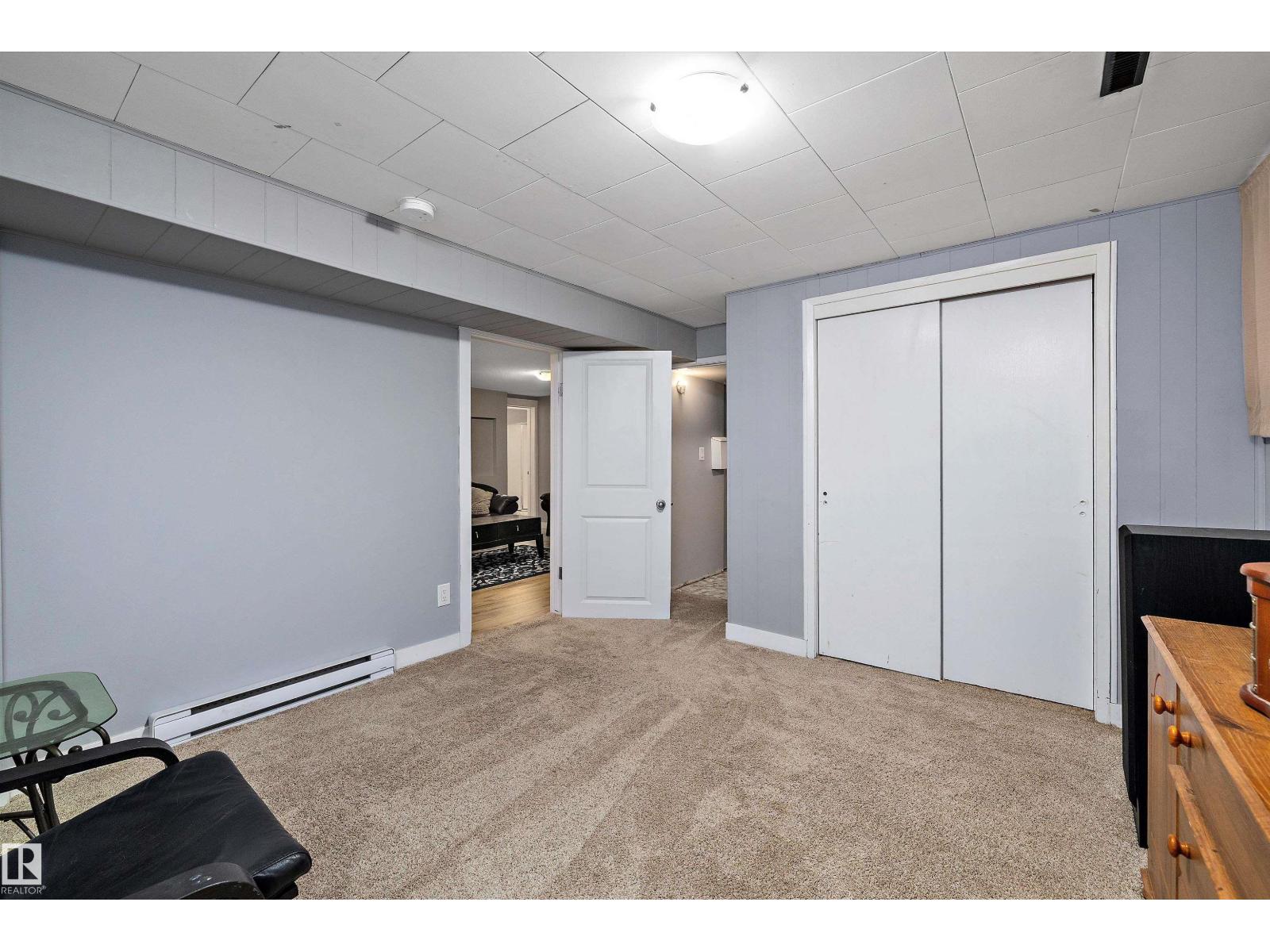 12039 52 ST NW, Edmonton