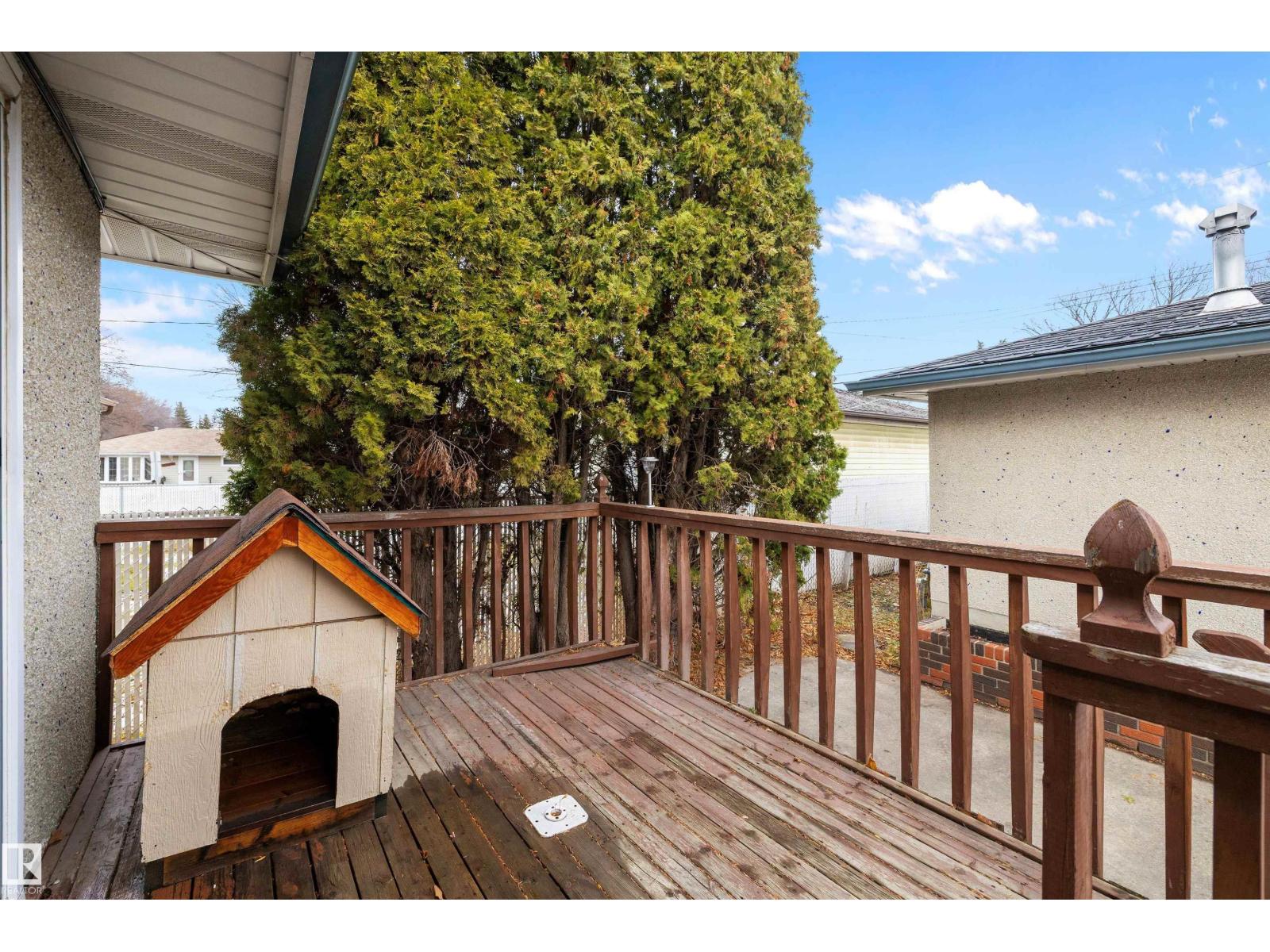 12039 52 ST NW, Edmonton