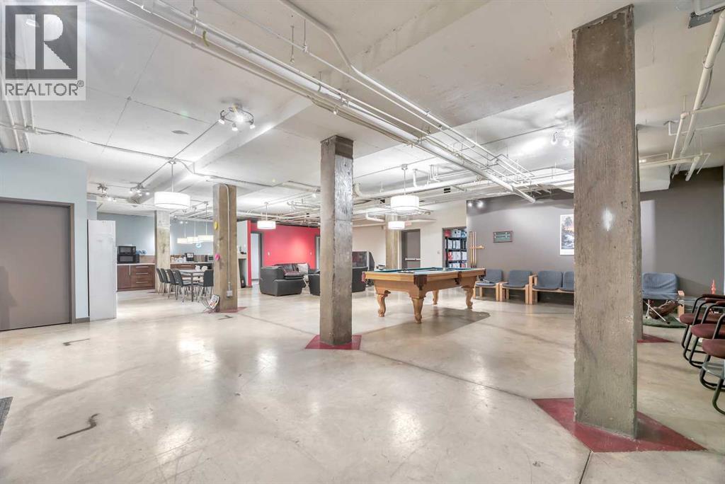 902 9th Avenue SW, Calgary, Alberta