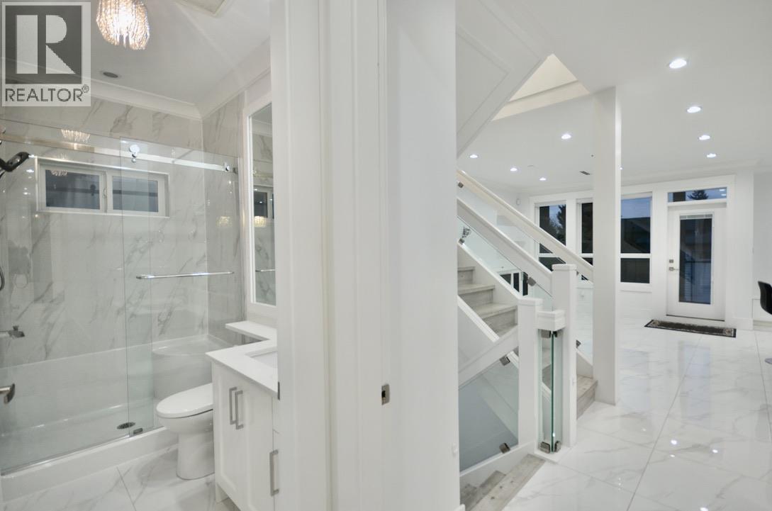 1936 PRAIRIE AVENUE, Port Coquitlam