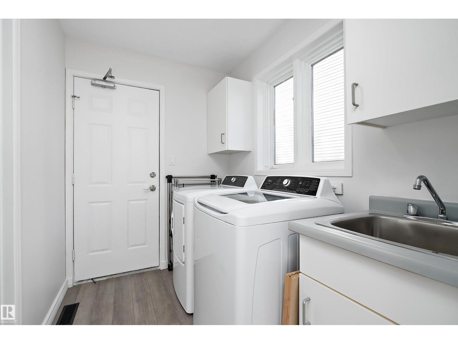 735 WELLS POINT LN, Sherwood Park