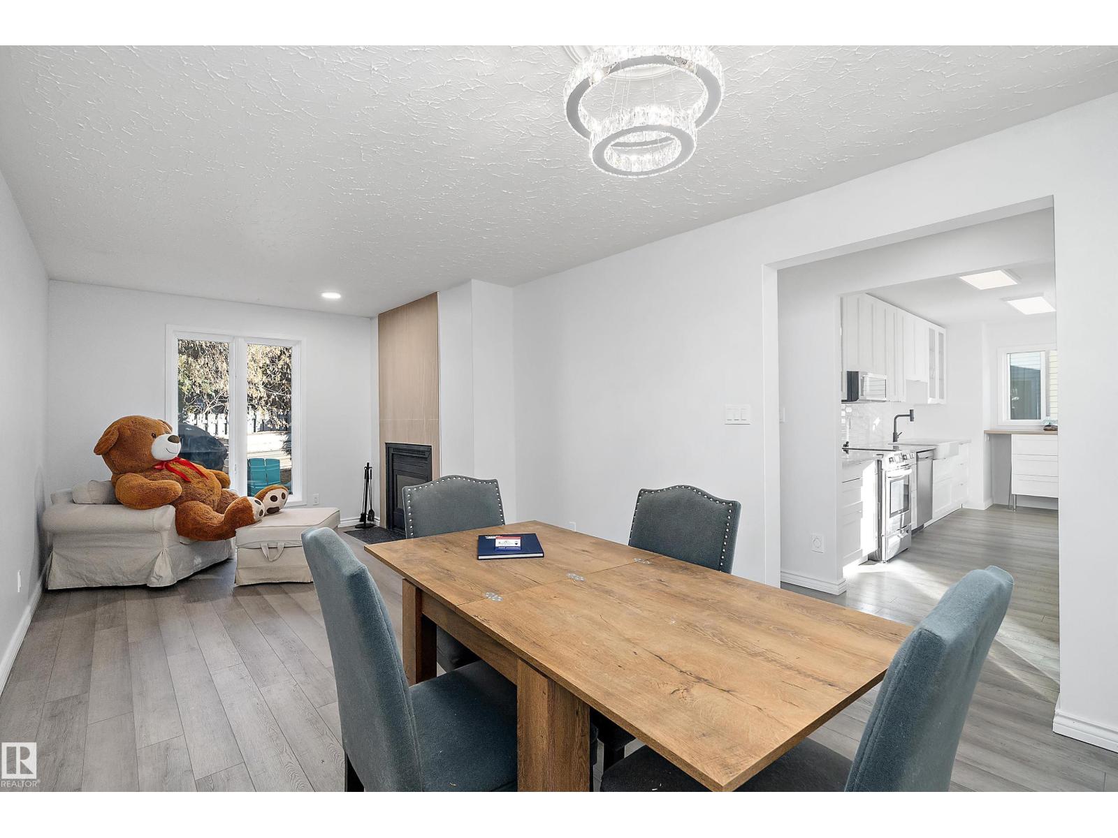 735 WELLS POINT LN, Sherwood Park