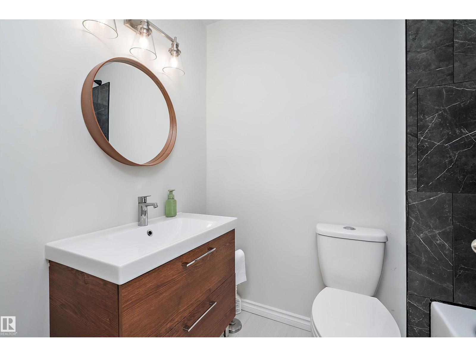 735 WELLS POINT LN, Sherwood Park