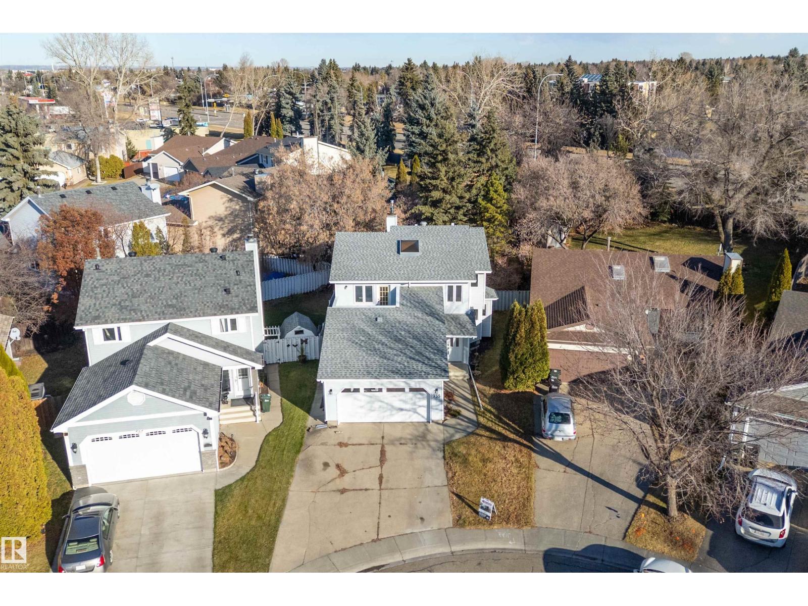 735 WELLS POINT LN, Sherwood Park