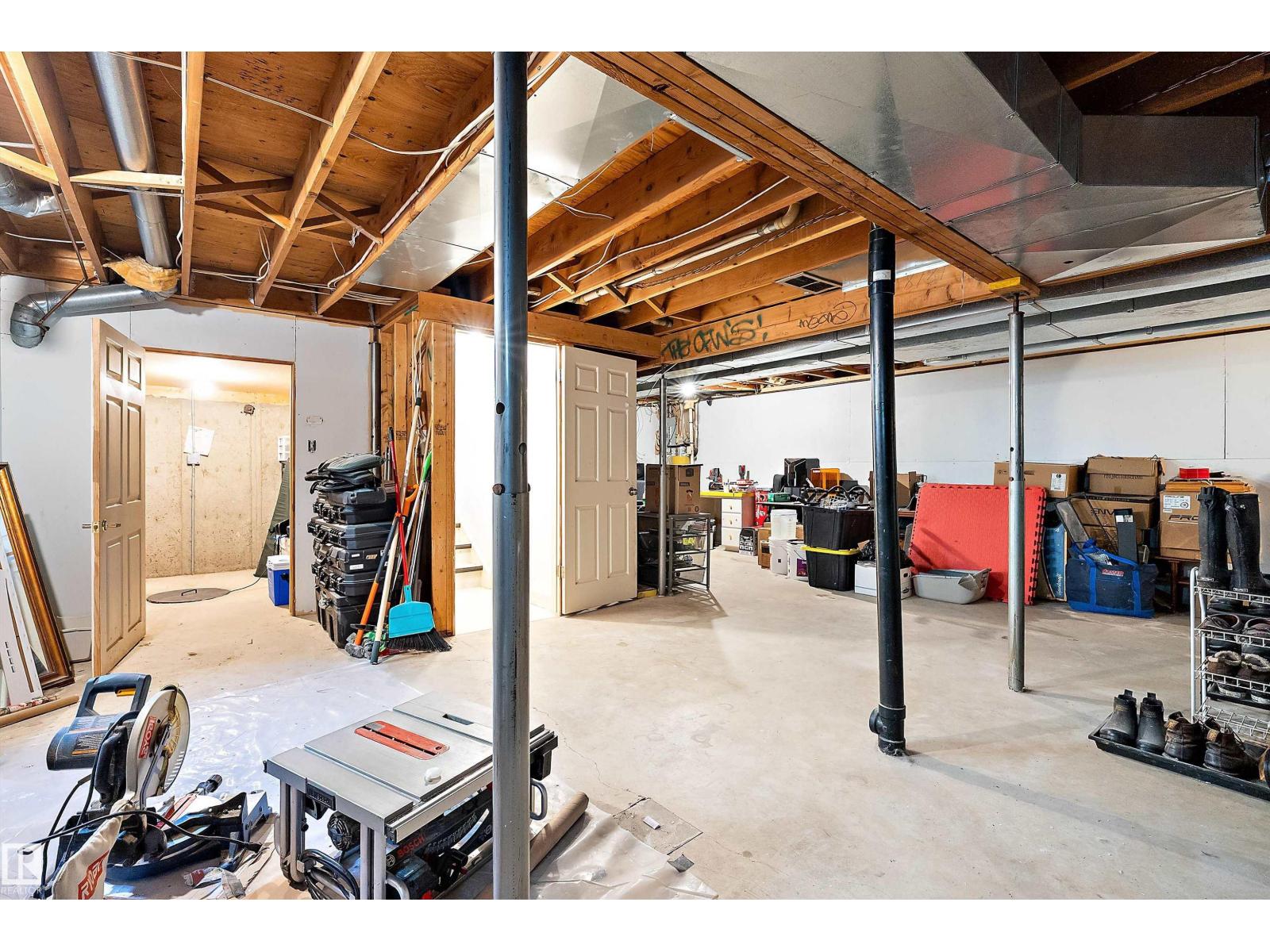 735 WELLS POINT LN, Sherwood Park