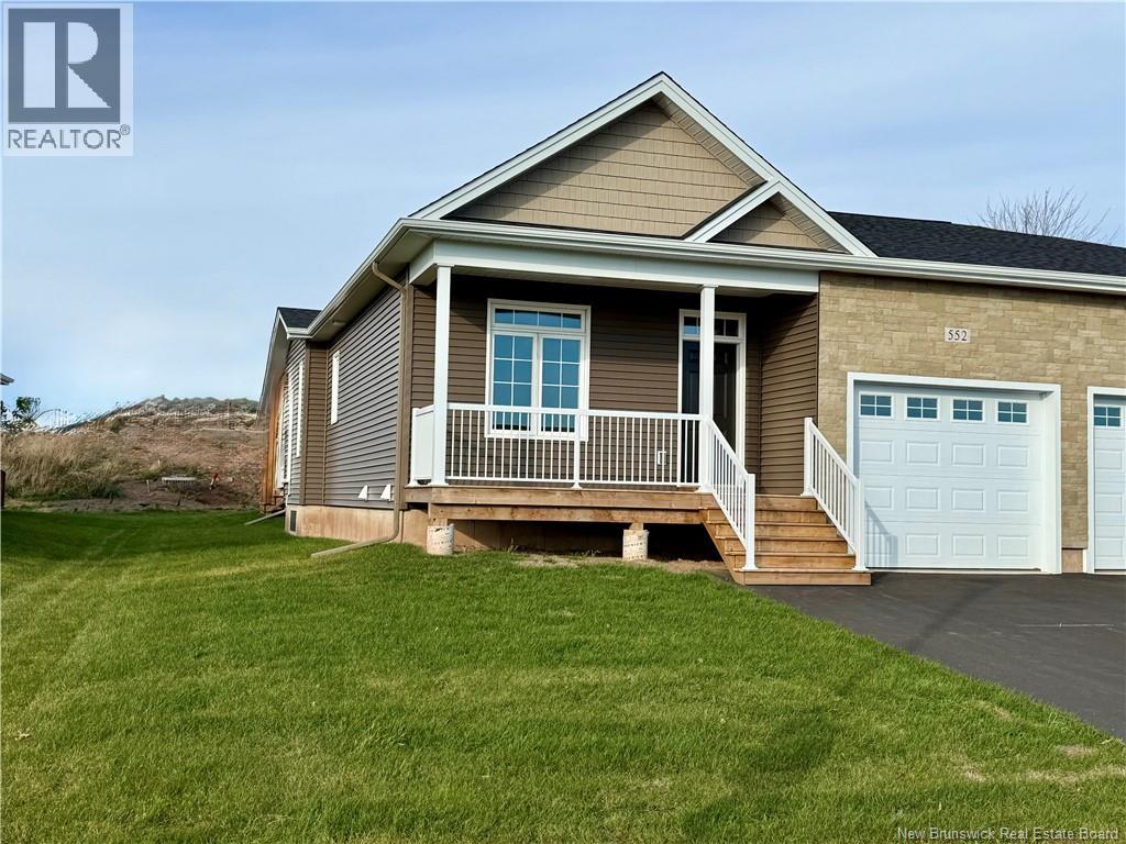 552 ROYAL OAKS BOULEVARD - 1