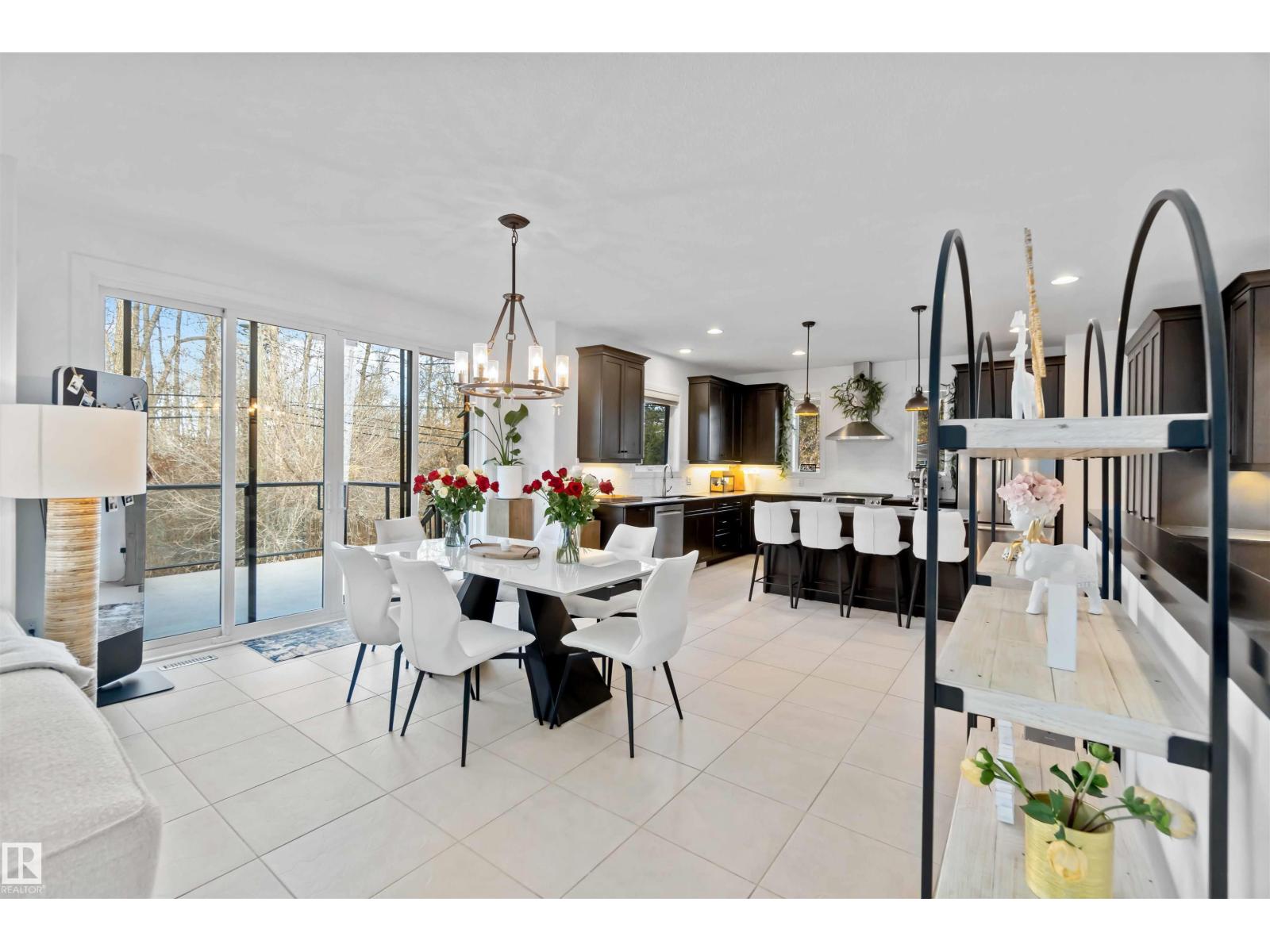 4 GRENFELL AV, St. Albert