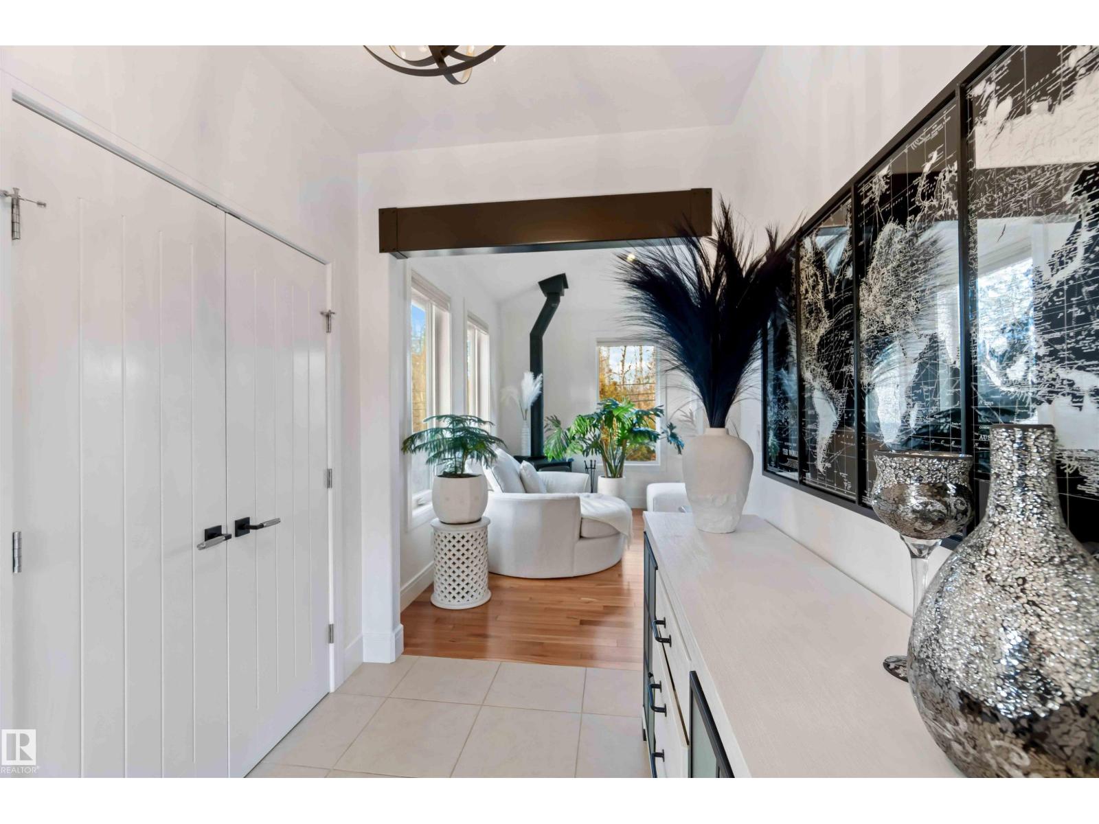 4 GRENFELL AV, St. Albert