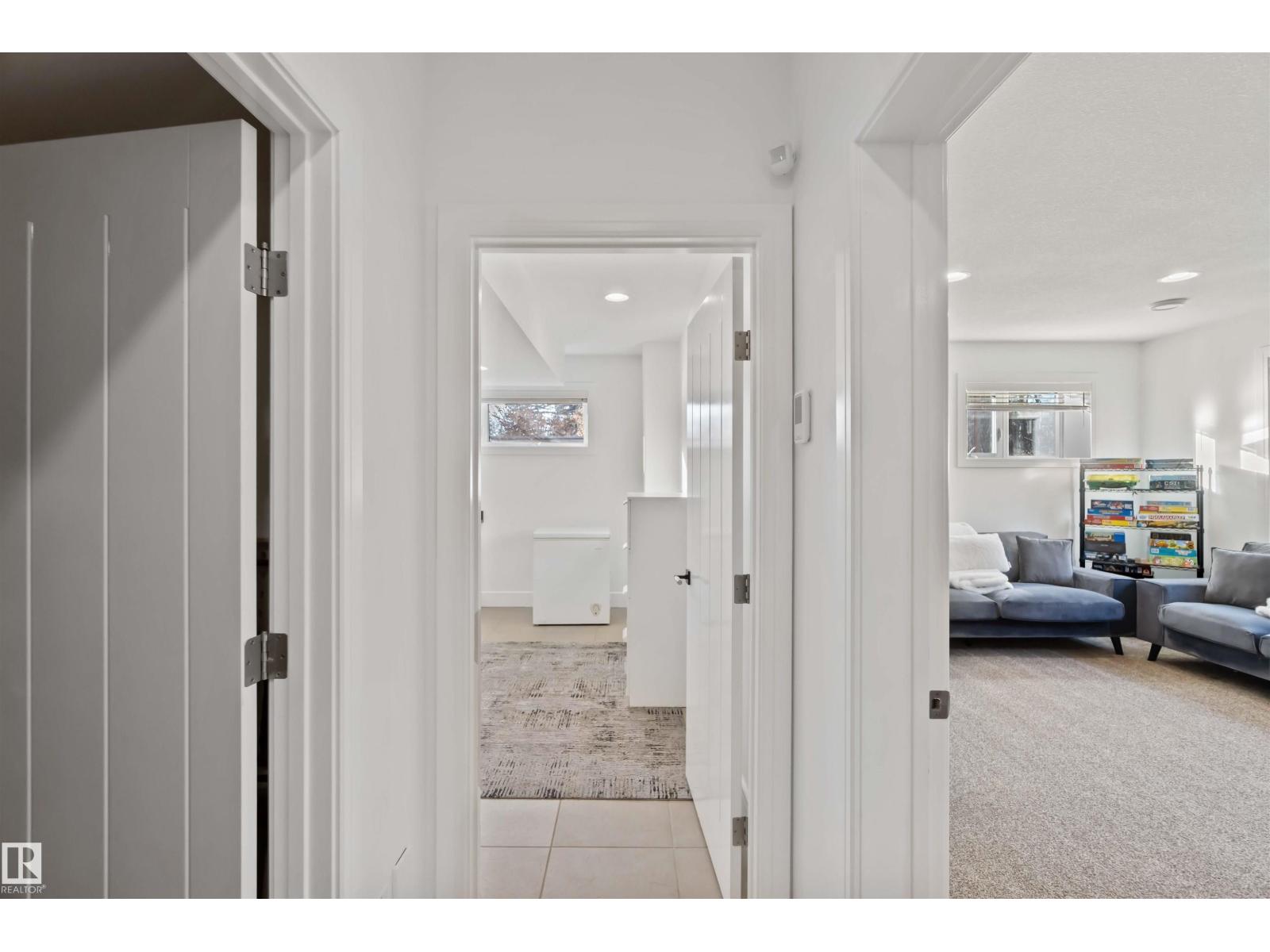 4 GRENFELL AV, St. Albert