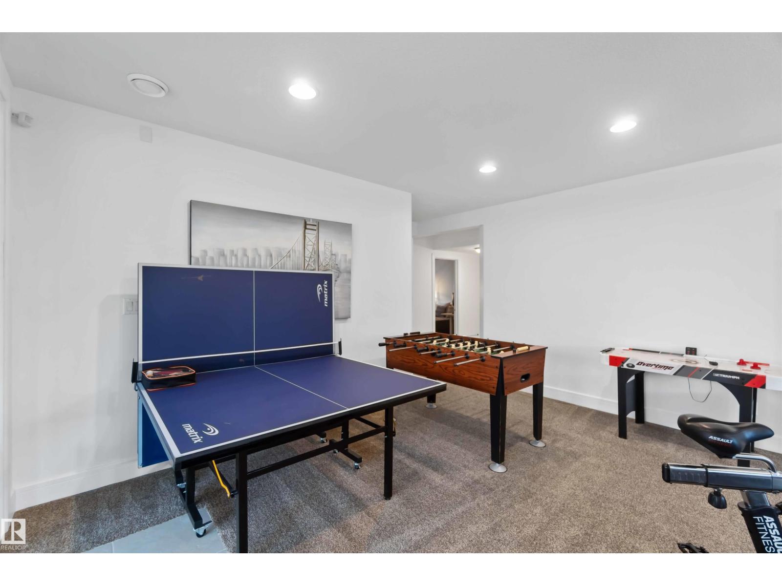 4 GRENFELL AV, St. Albert