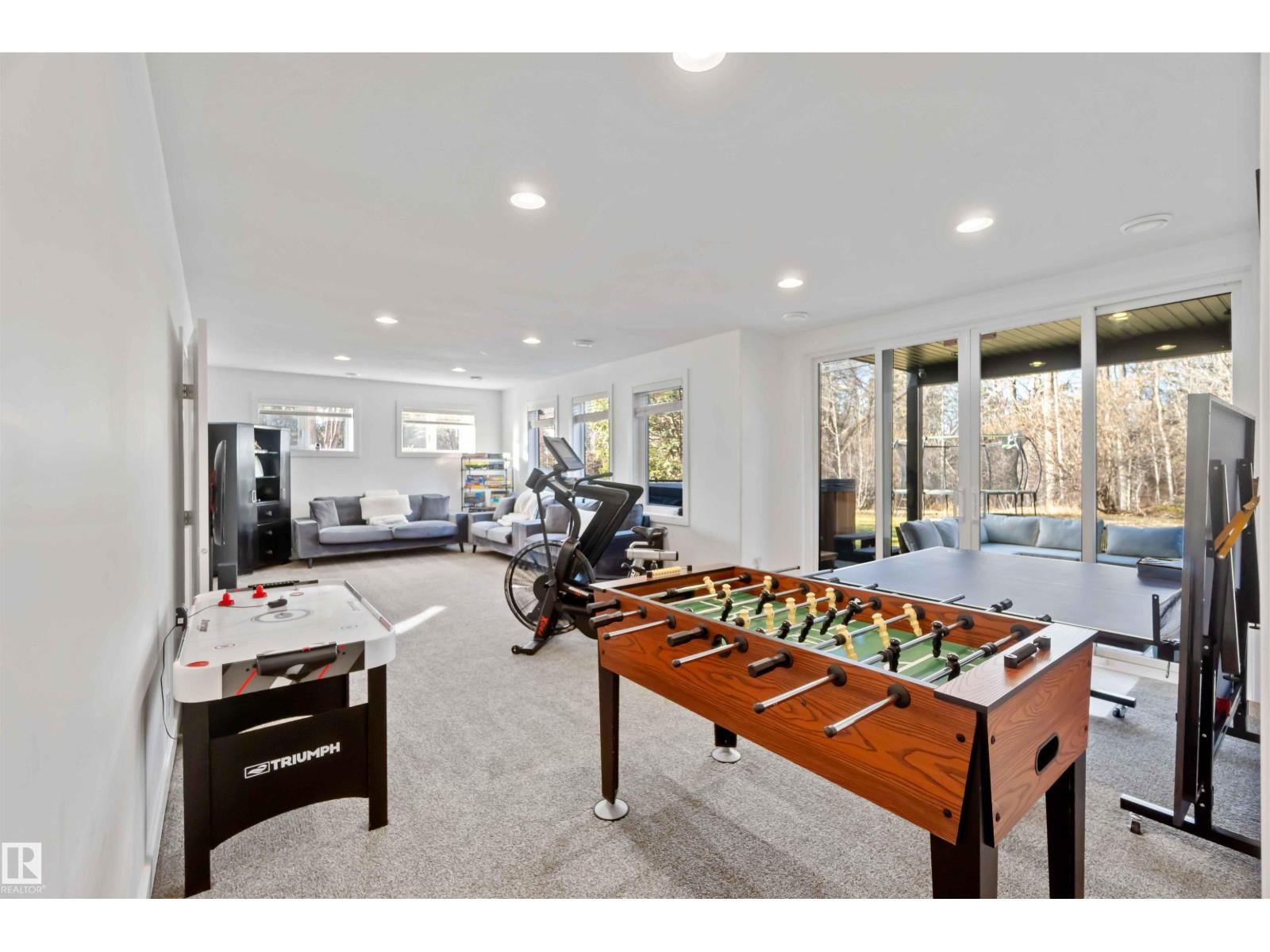 4 GRENFELL AV, St. Albert