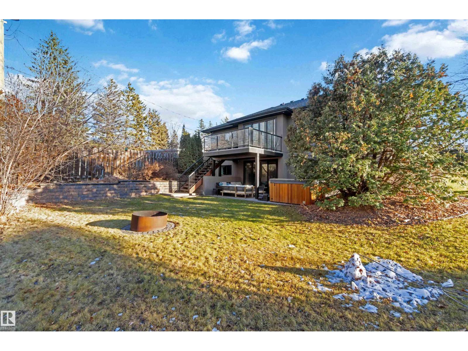 4 GRENFELL AV, St. Albert