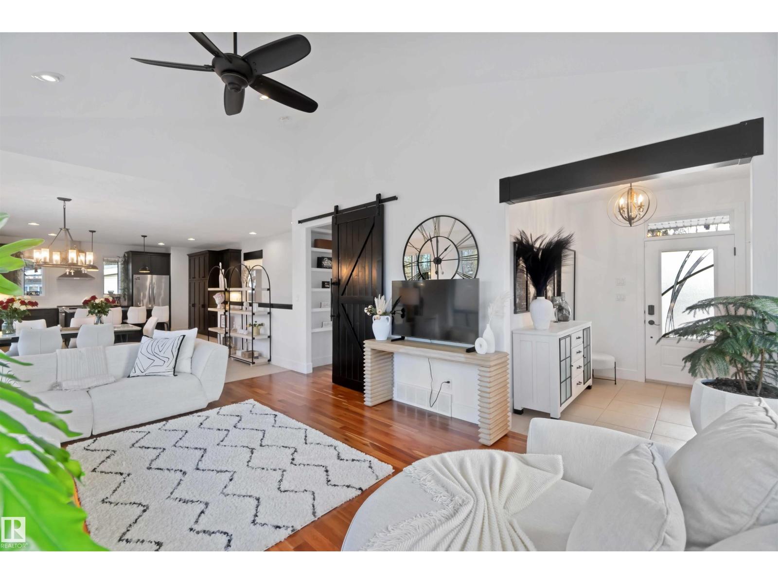 4 GRENFELL AV, St. Albert