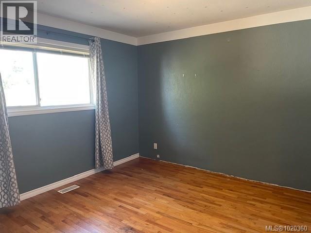 1746 Fitzgerald Ave, Courtenay