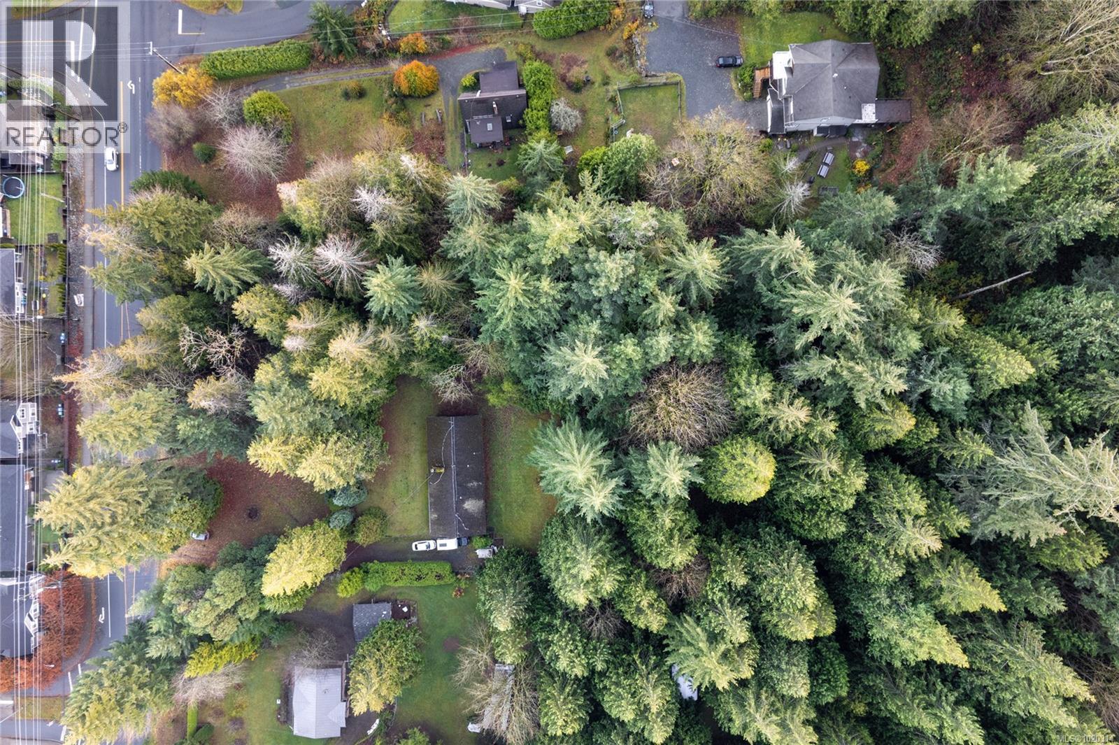 5611 Hammond Bay Rd, Nanaimo