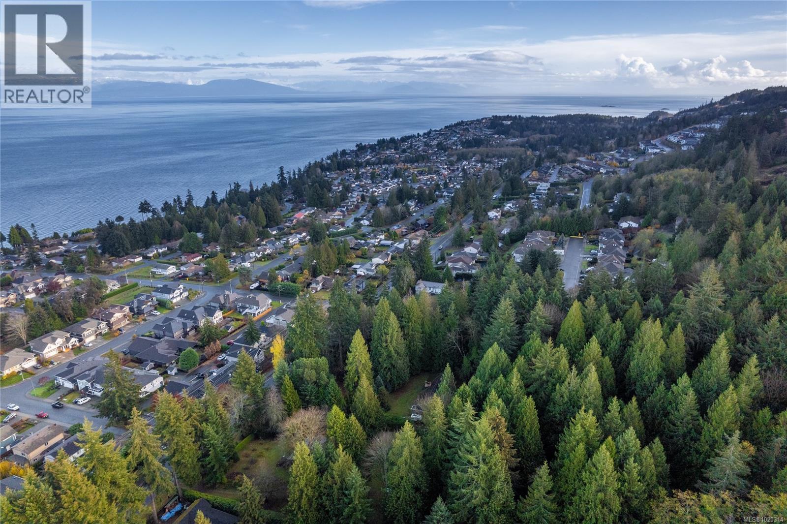 5611 Hammond Bay Rd, Nanaimo