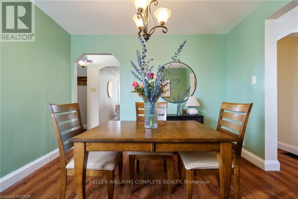 Single Family House for Sale in  MONTROSE AVENUE Hamilton (Rosedale) 