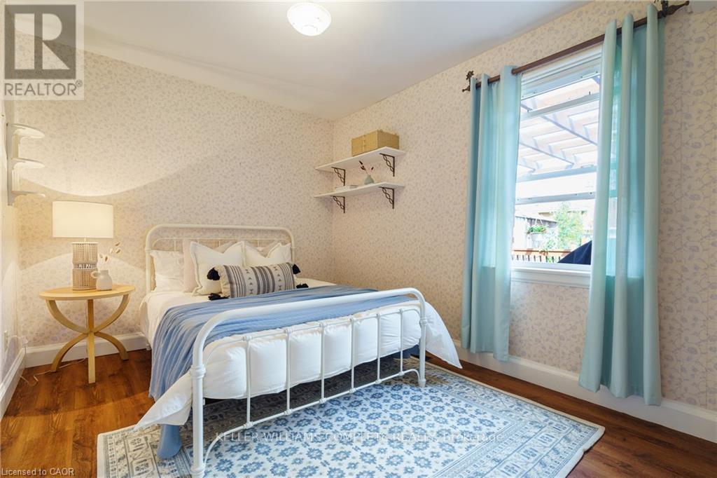 Single Family House for Sale in  MONTROSE AVENUE Hamilton (Rosedale) 