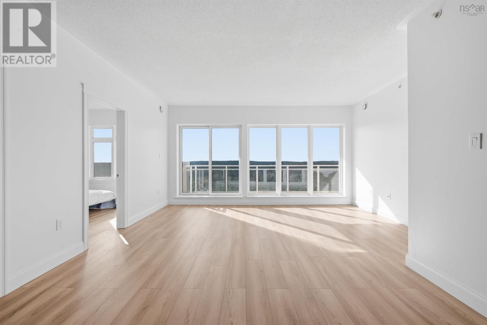 Property 11 of 29 of 1006 60 Walter Havill Drive