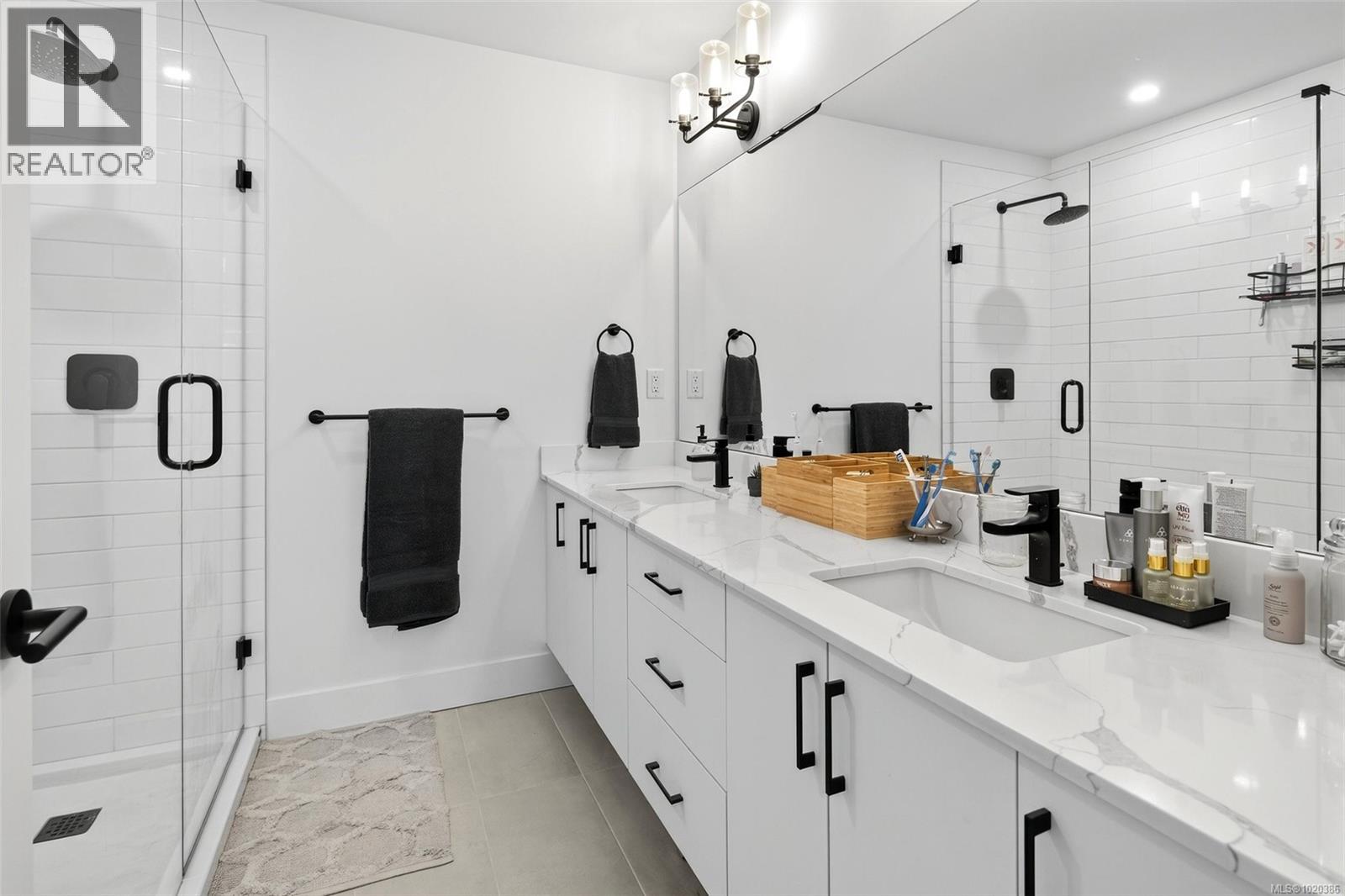 21 255 Caspian Dr, Colwood