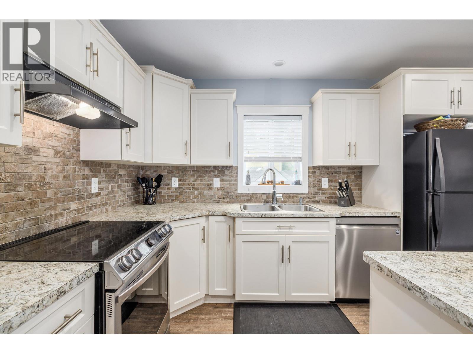 534 2440 Old Okanagan Highway, Westbank