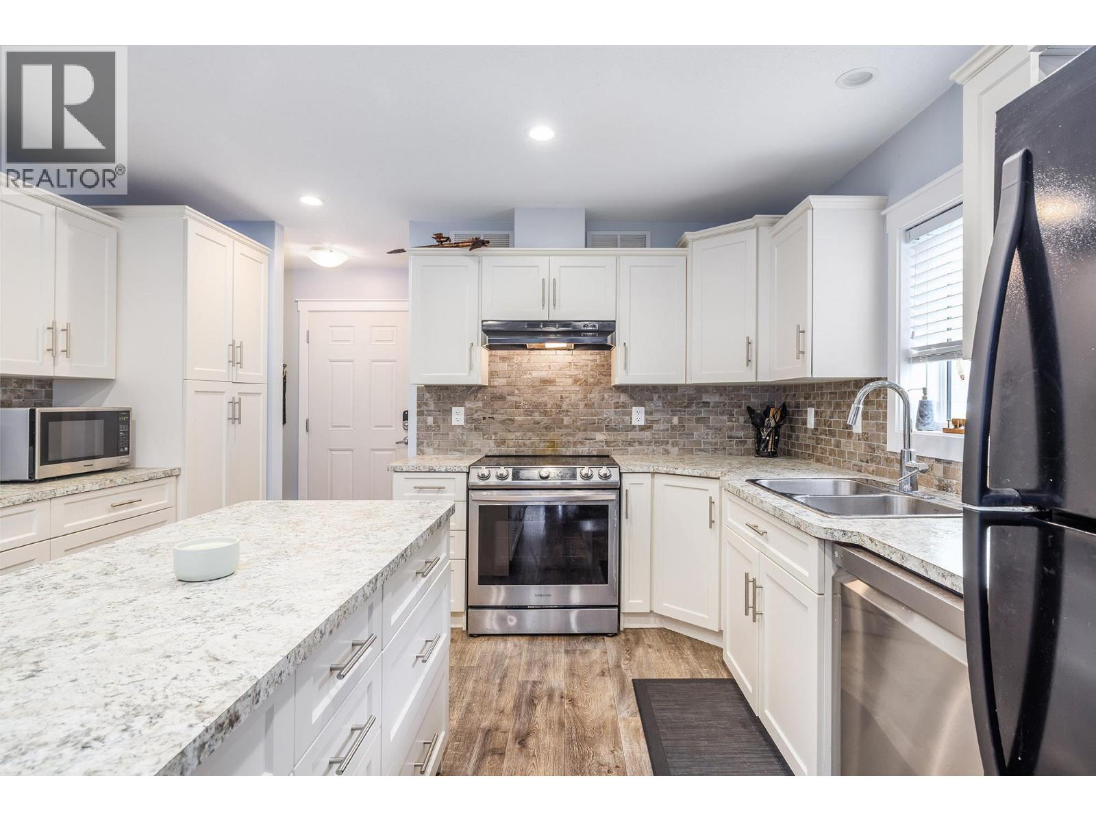 534 2440 Old Okanagan Highway, Westbank