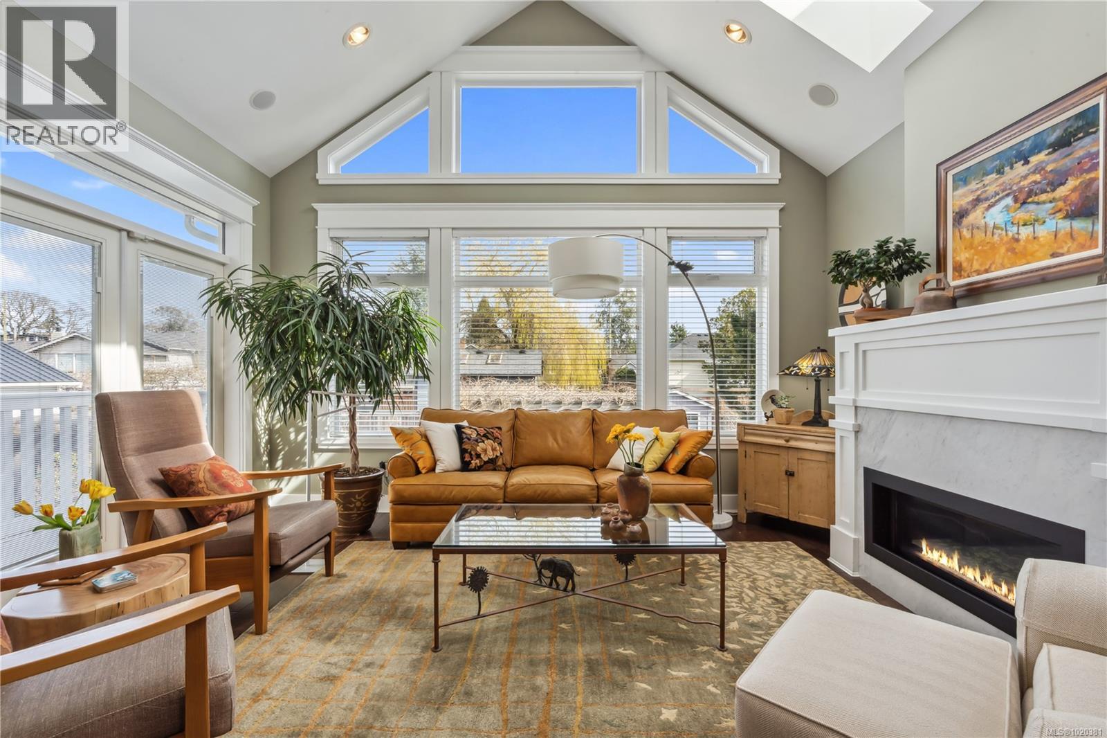 2443 Florence St, Oak Bay