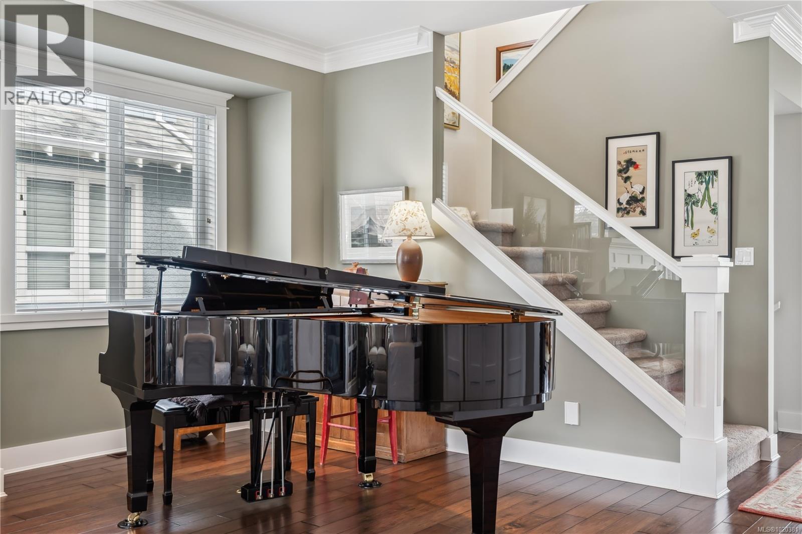 2443 Florence St, Oak Bay