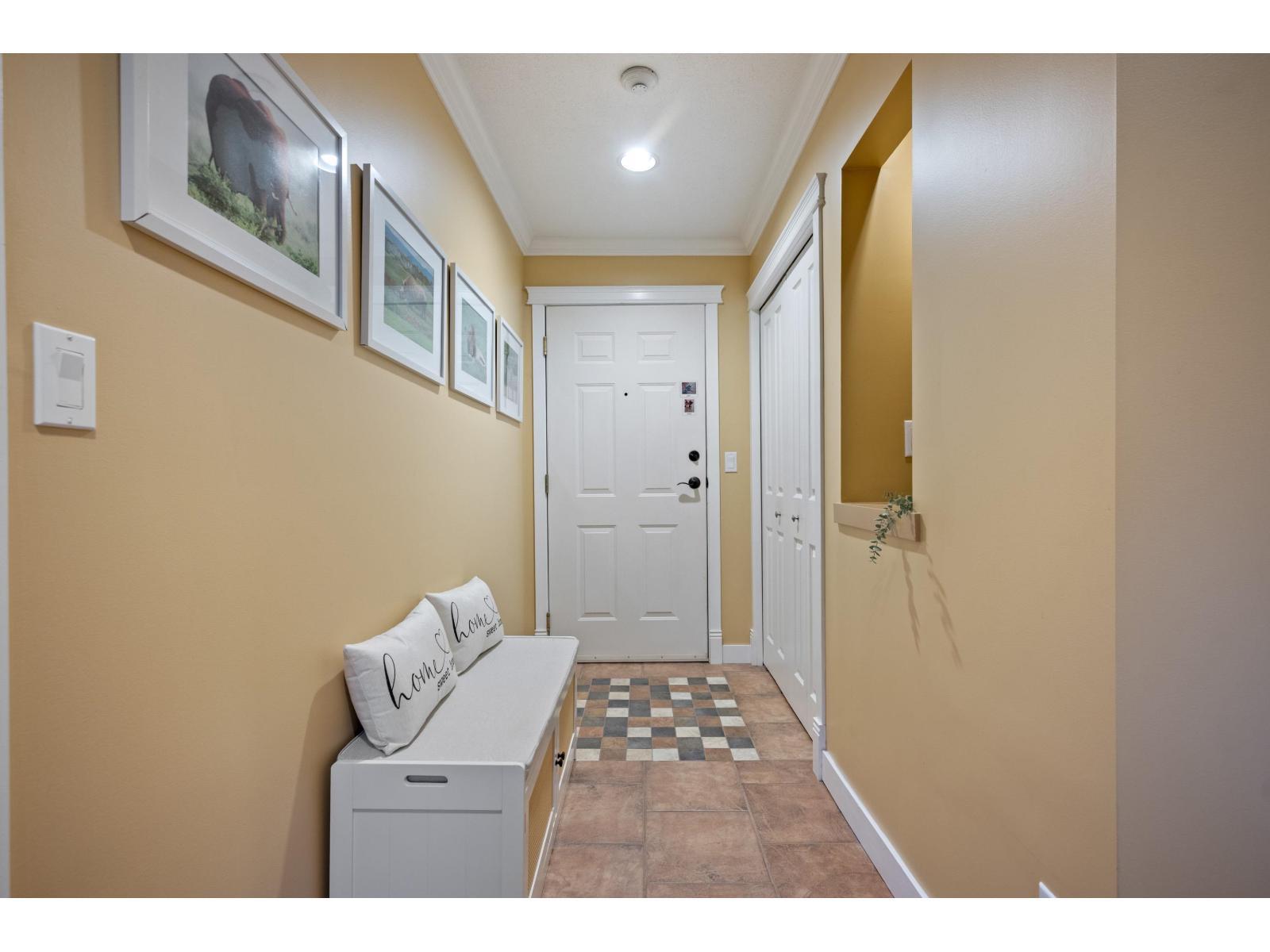 307 15941 MARINE DRIVE, White Rock