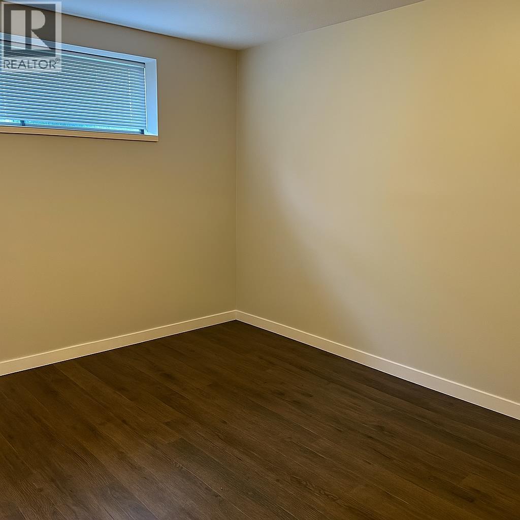 3003 SUNNYHURST ROAD, North Vancouver