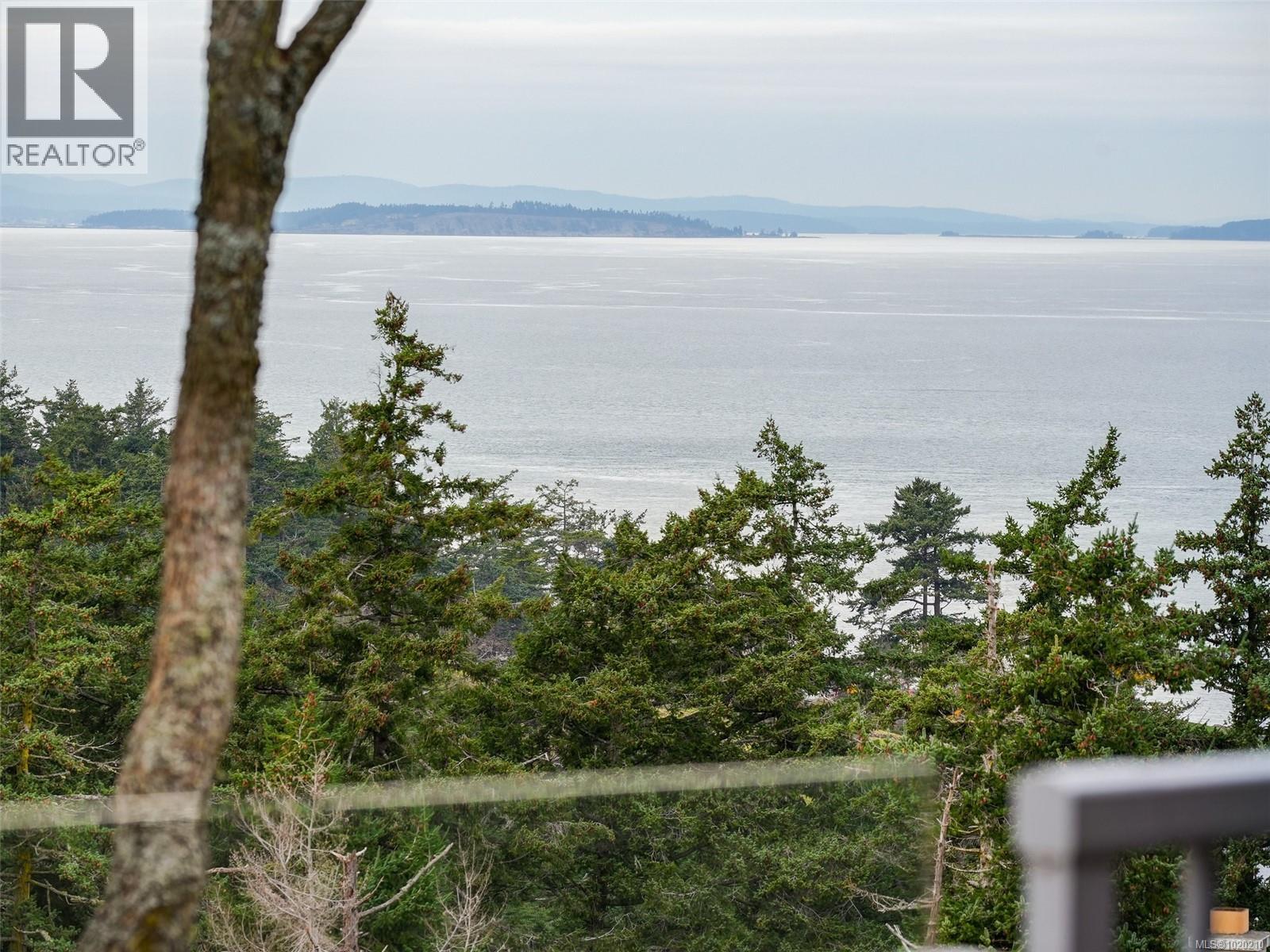 603 2829 Arbutus Rd, Saanich