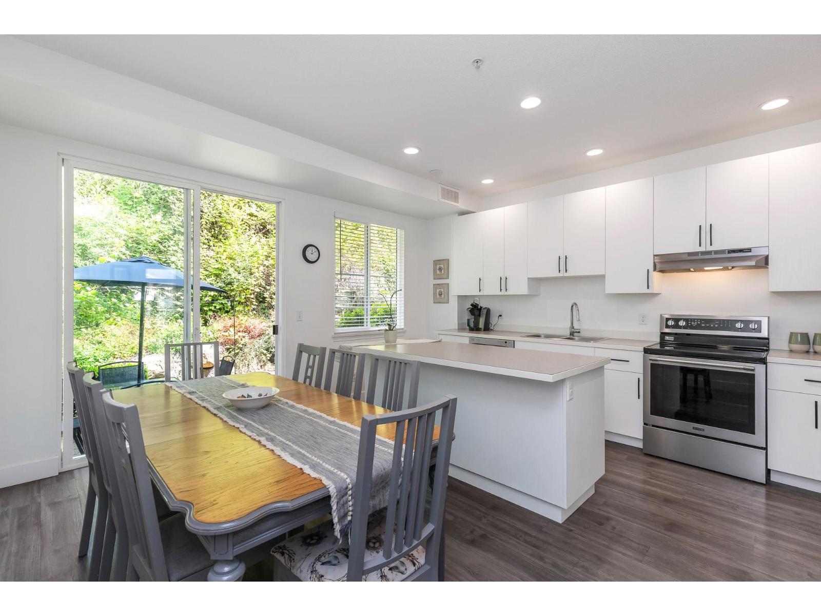 5 35287 OLD YALE ROAD, Abbotsford