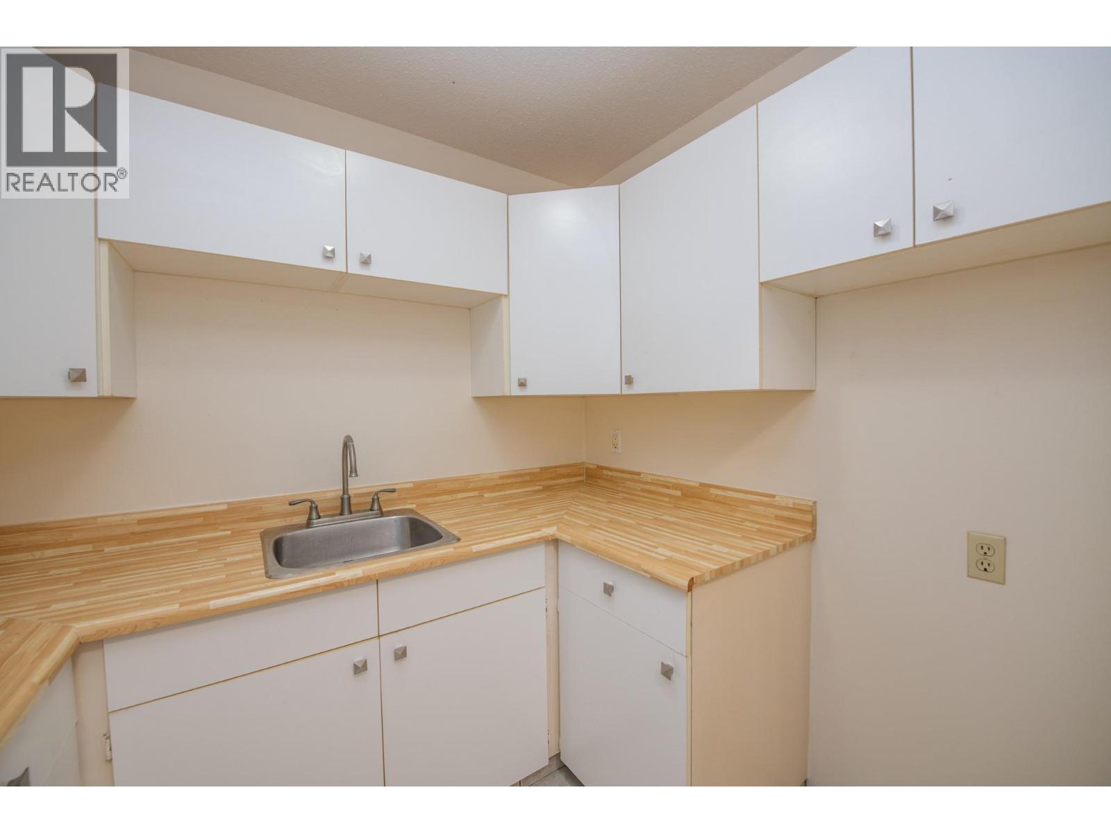 108 3304 35 Avenue, Vernon