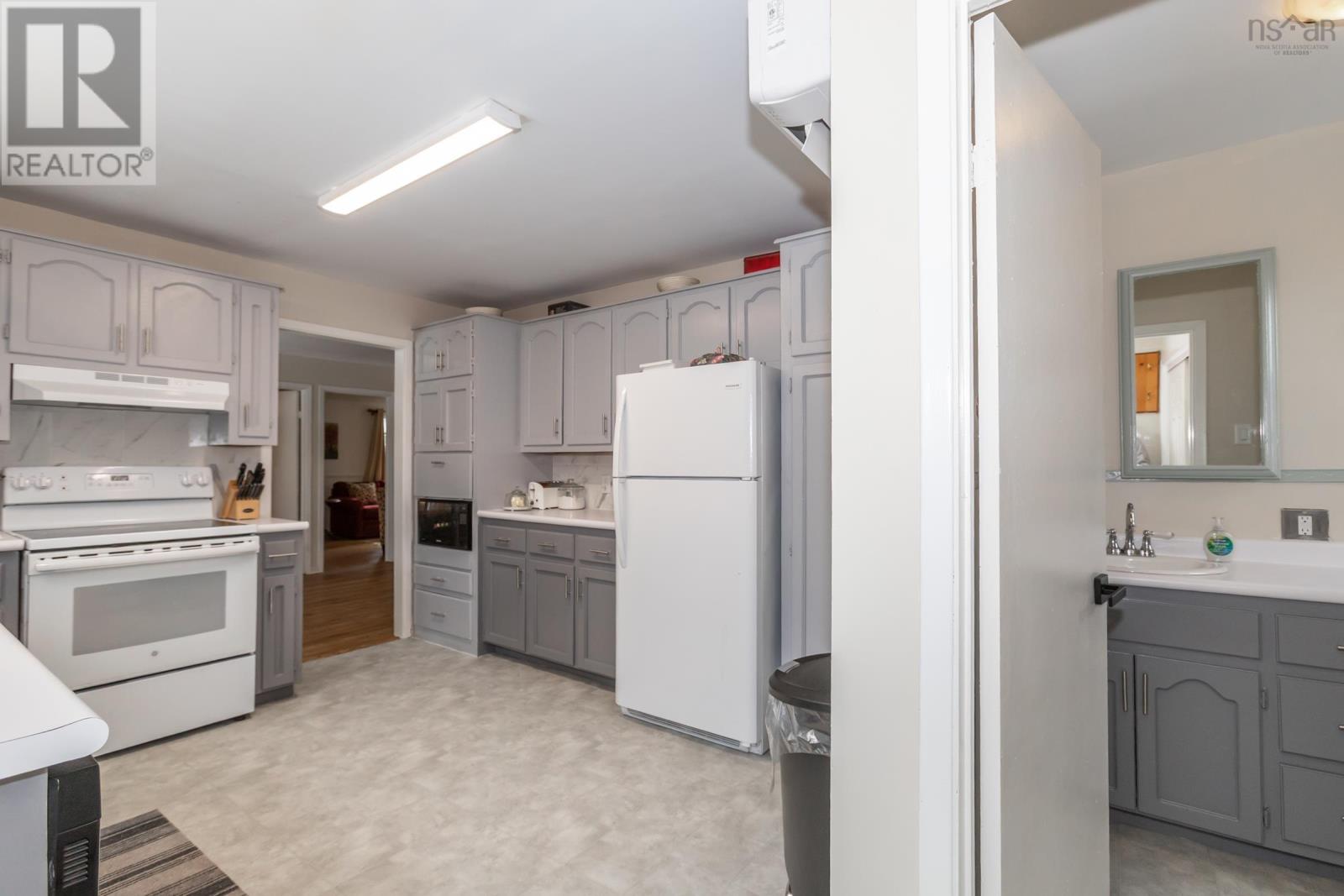 Property 17 of 45 of 790 Parker Mountain Road