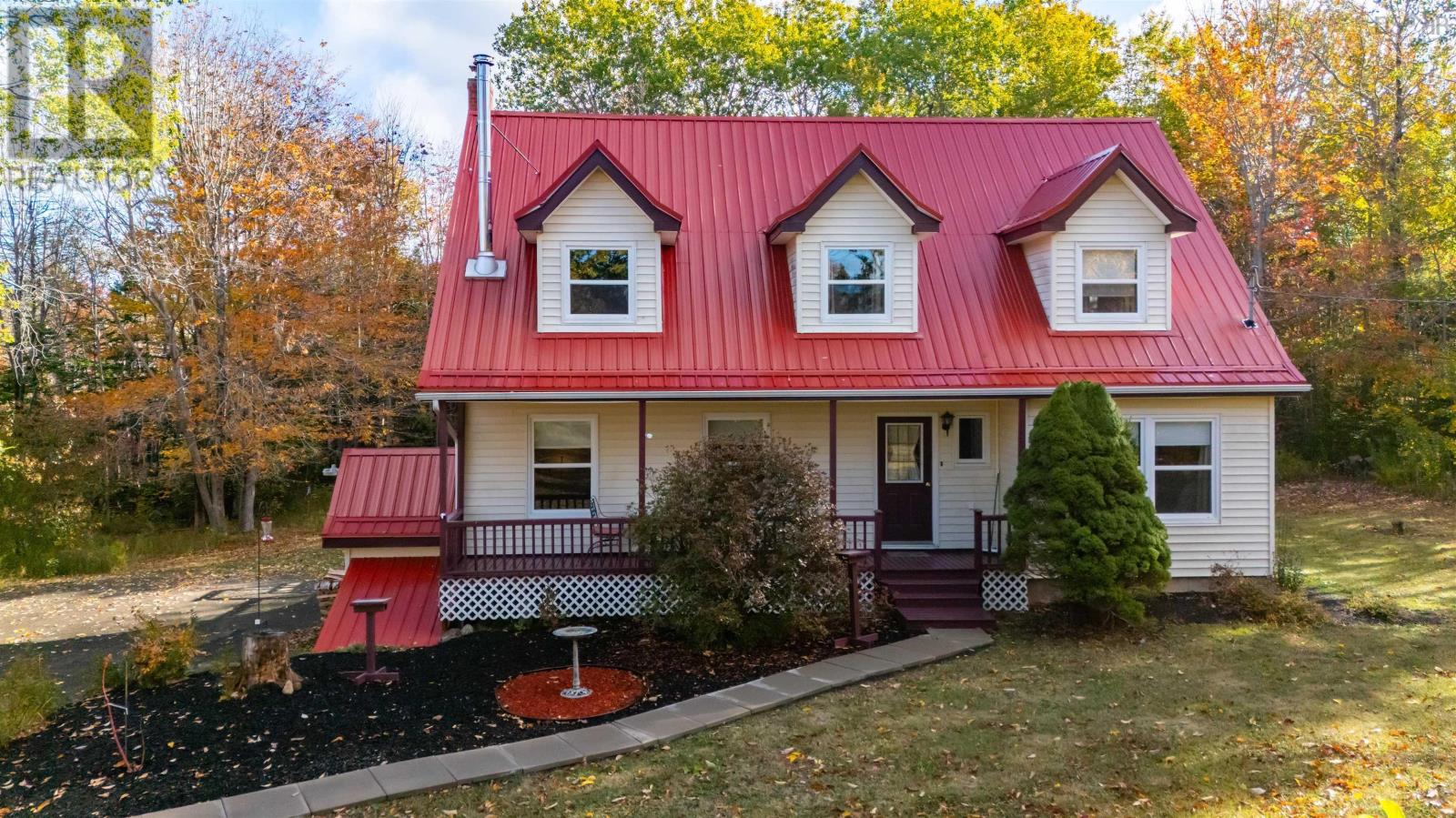 Property photo of 790 Parker Mountain Road