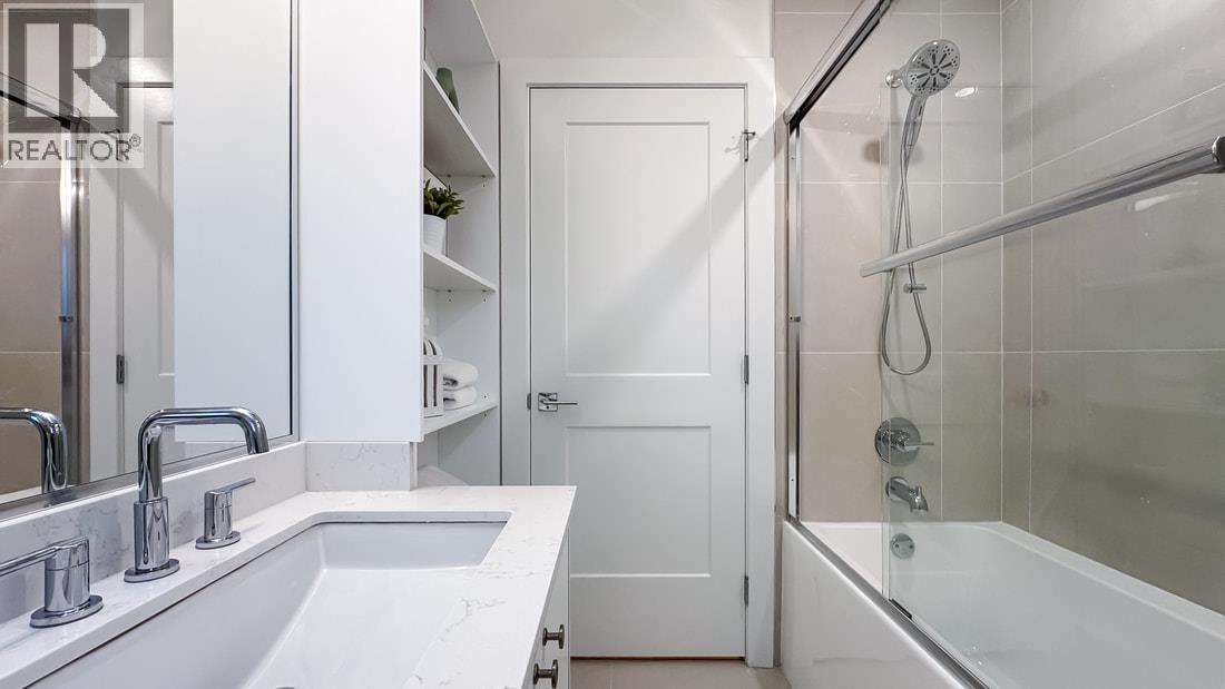 3927 FOREST STREET, Burnaby