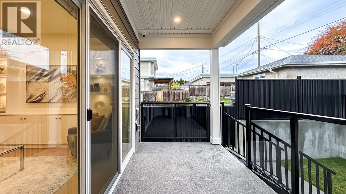 3927 FOREST STREET, Burnaby