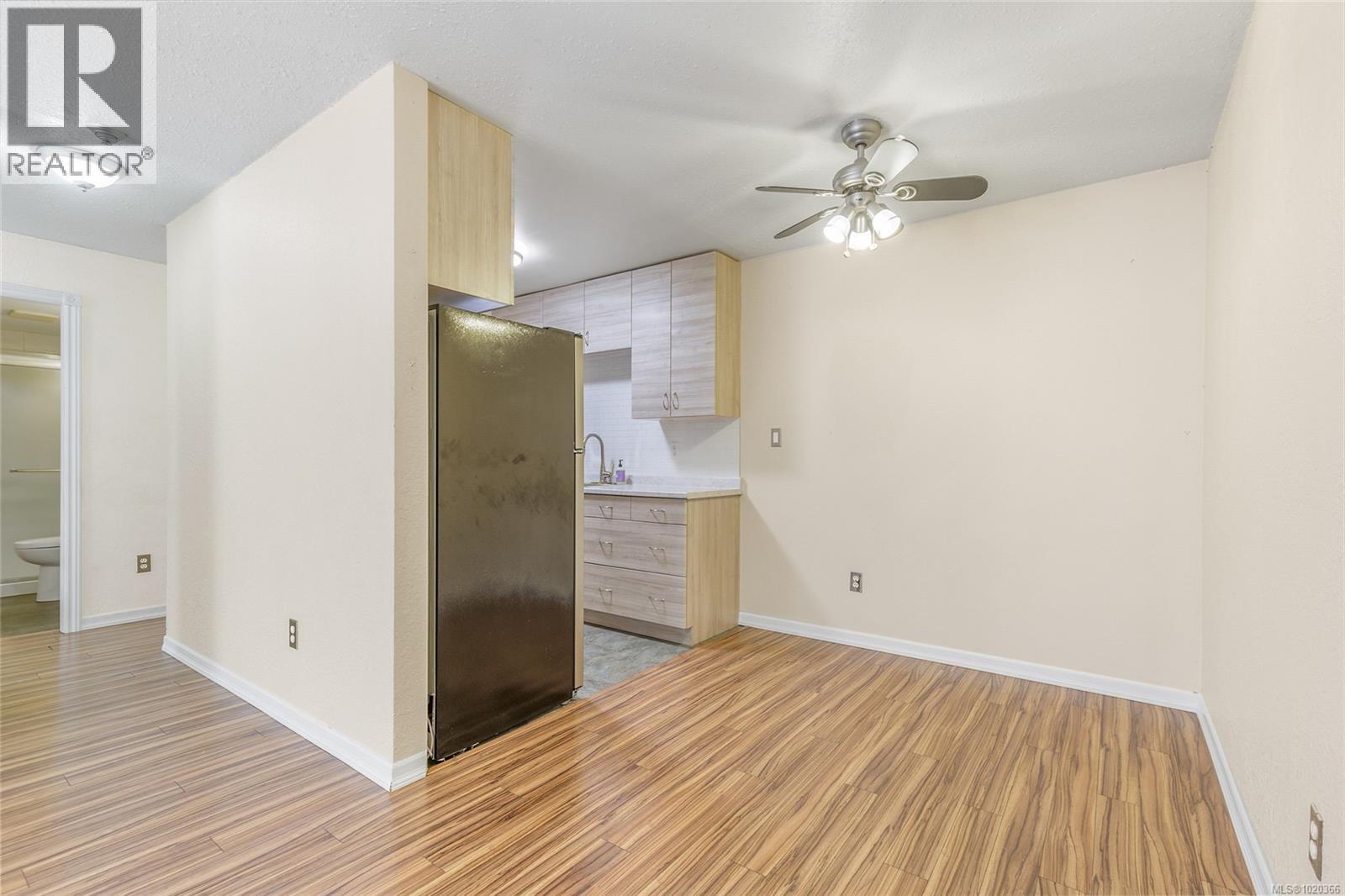 407 1187 Seafield Cres, Nanaimo