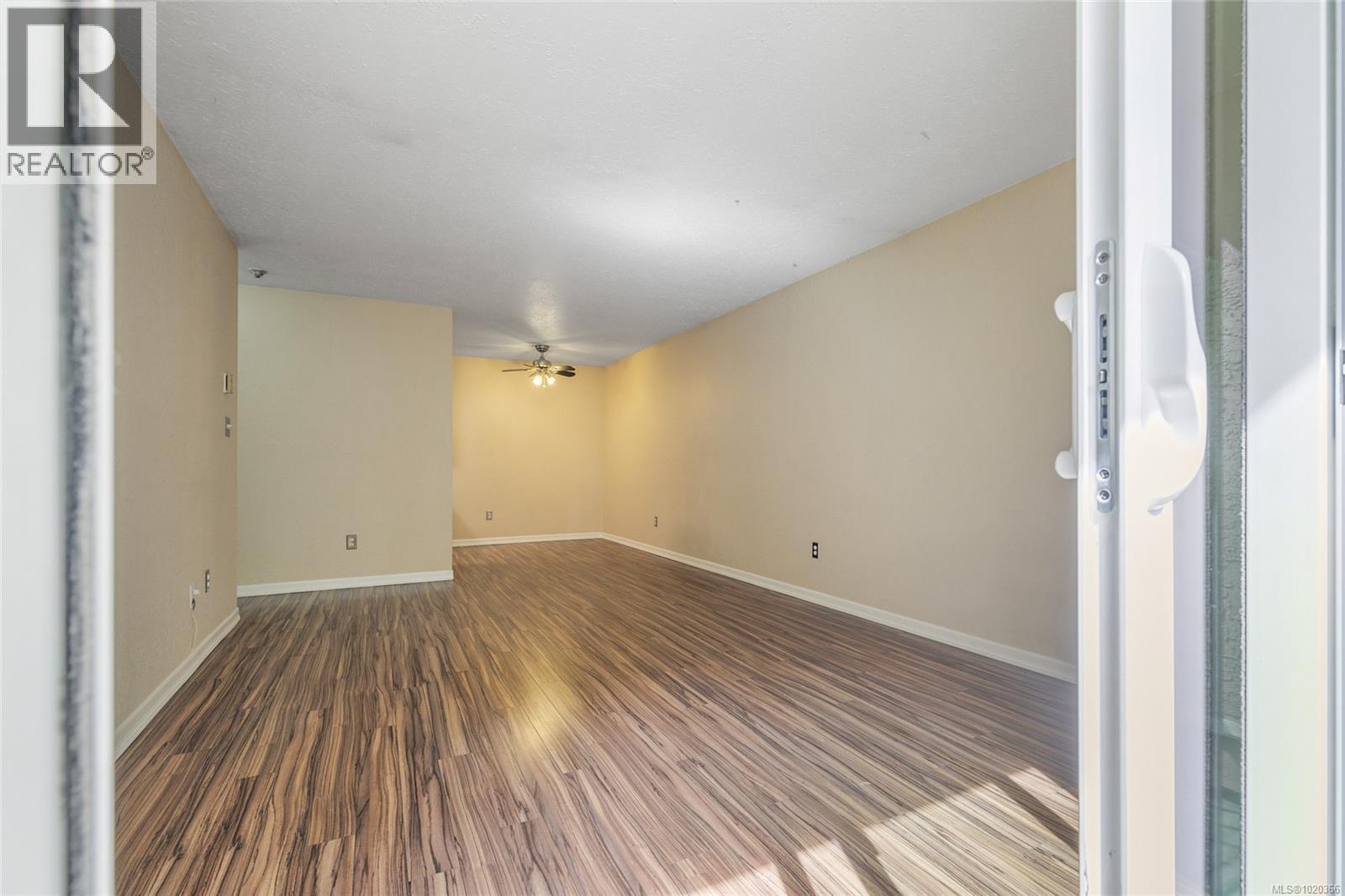 407 1187 Seafield Cres, Nanaimo