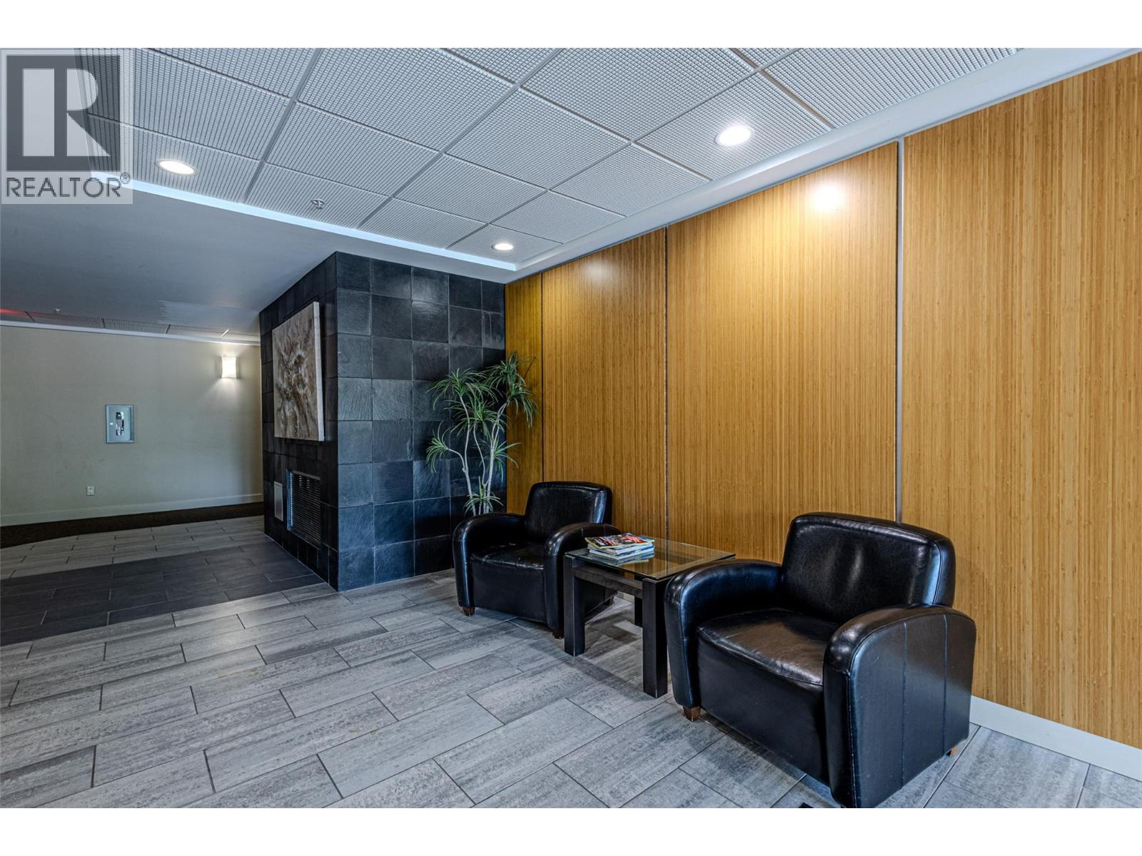 106 700 Martin Avenue, Kelowna