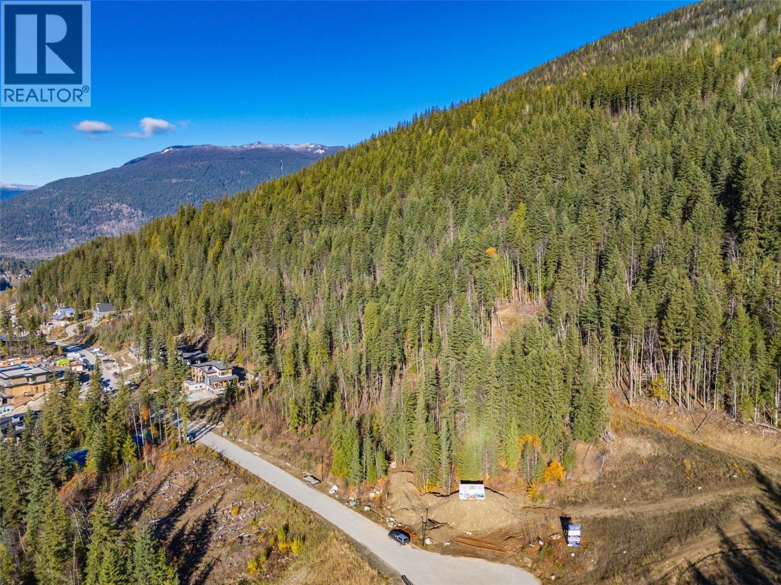 2465 Monashee Court Unit# 22, Revelstoke