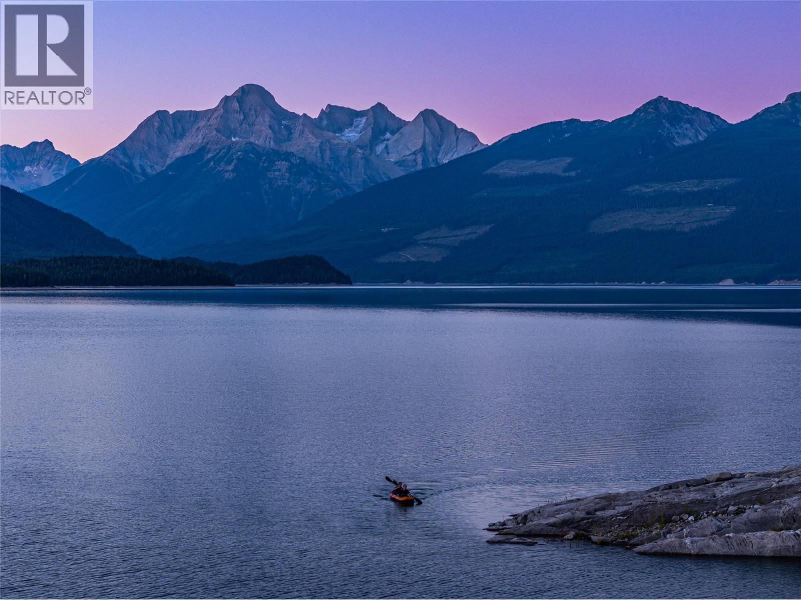 2465 Monashee Court Unit# 22, Revelstoke