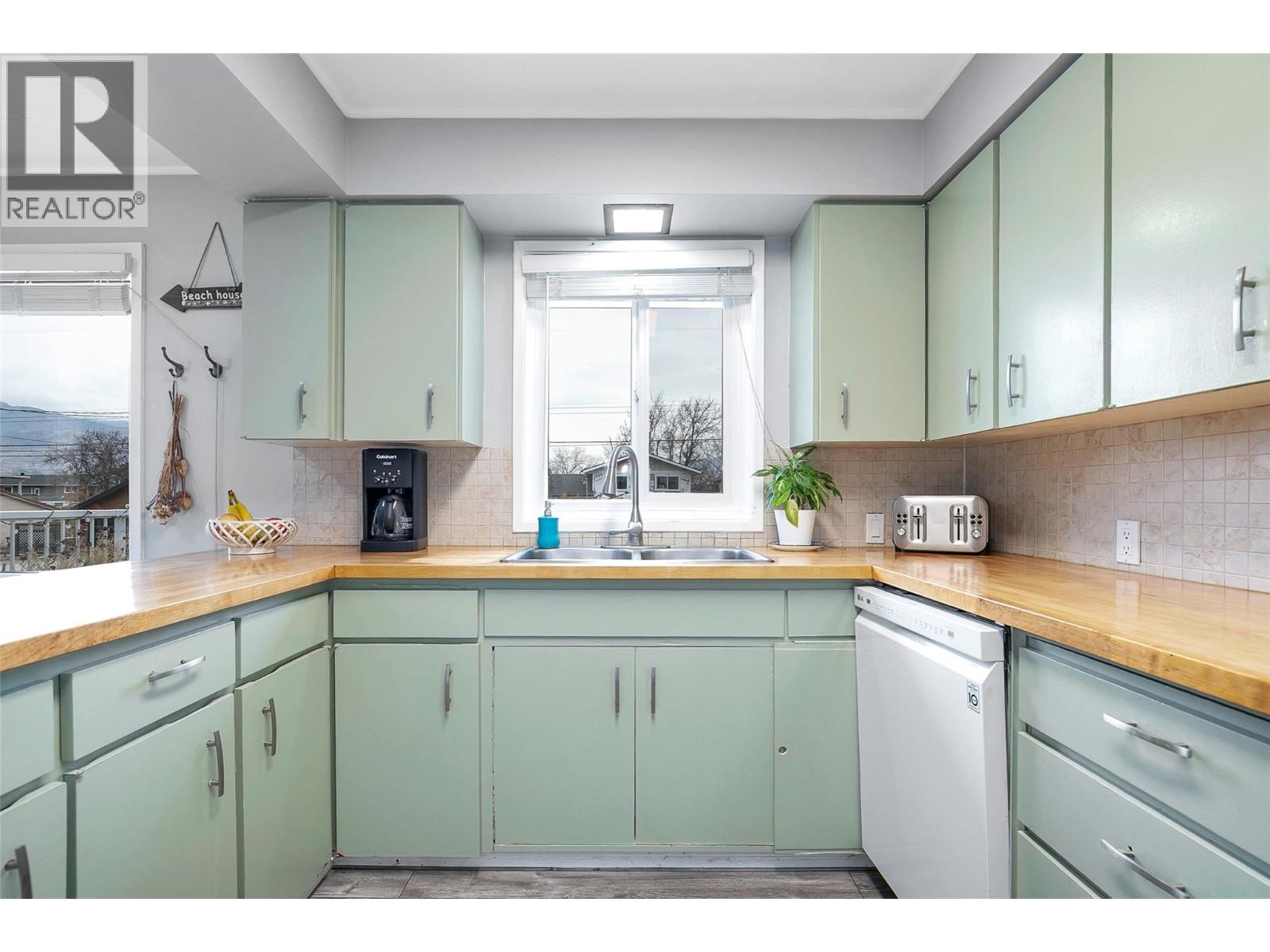  4142 San Clemente Avenue, Peachland