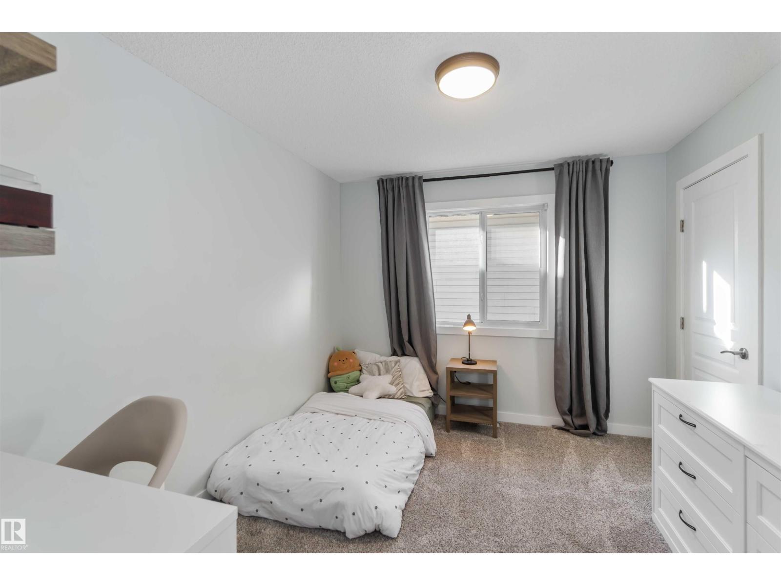 8306 180A AV NW, Edmonton