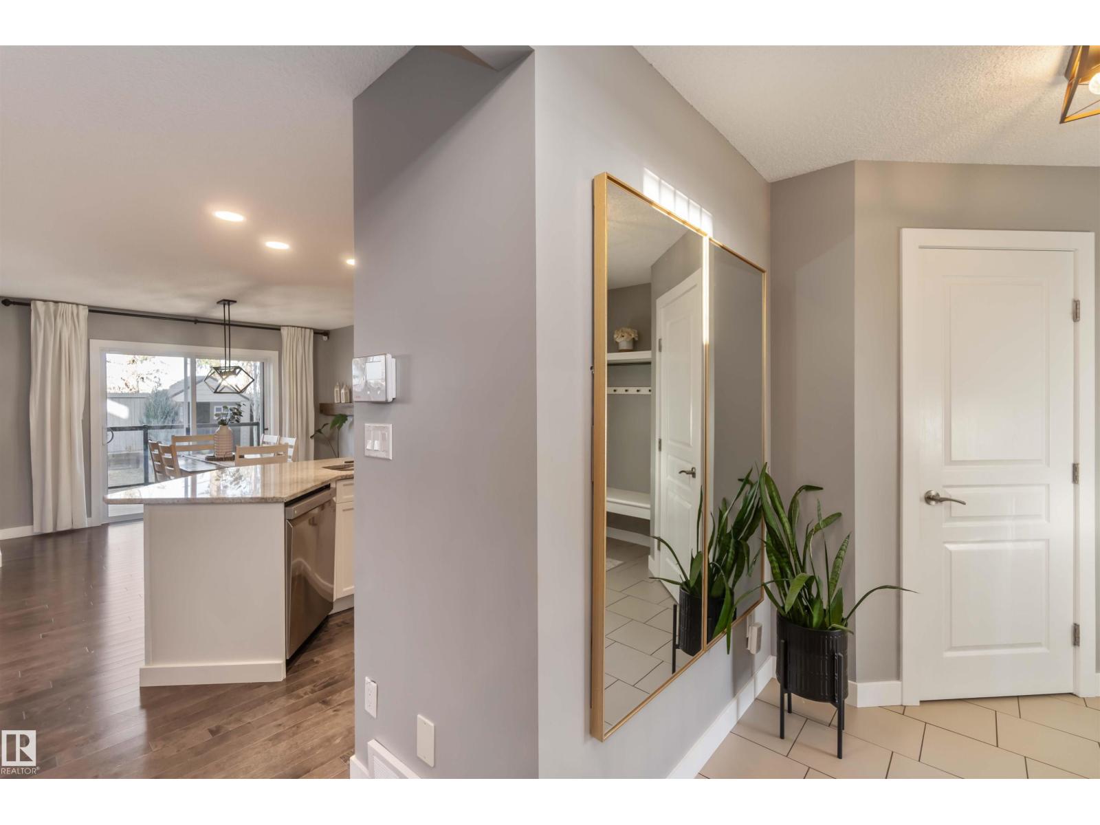 8306 180A AV NW, Edmonton