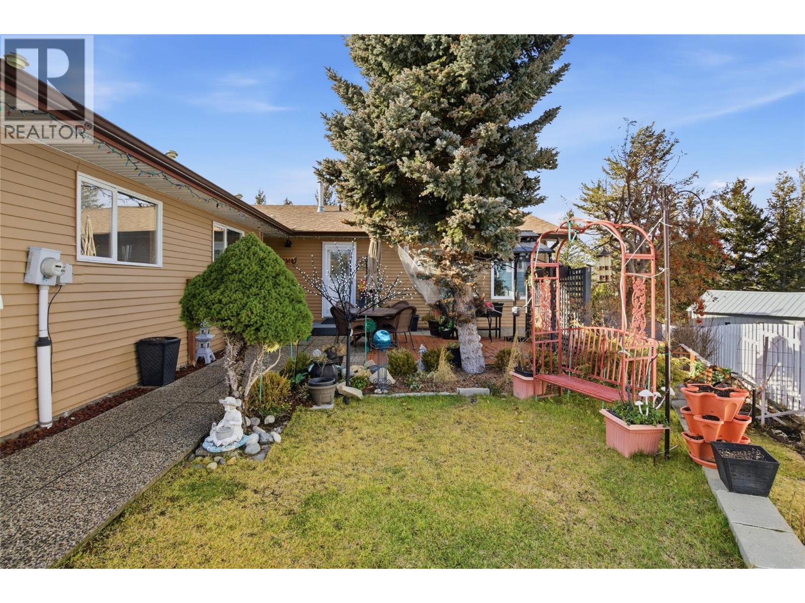 222 DOGWOOD Court, Logan Lake