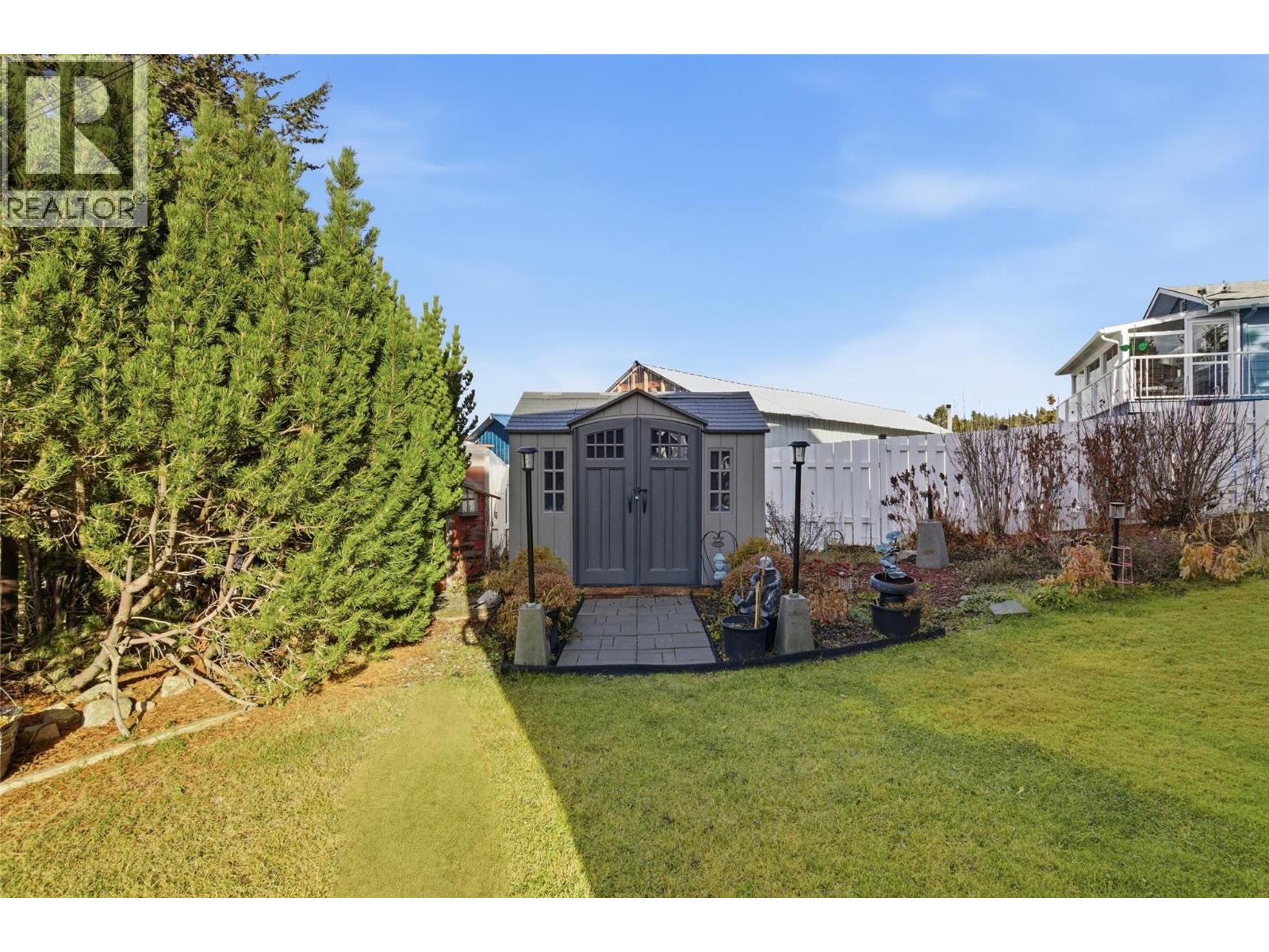 222 DOGWOOD Court, Logan Lake