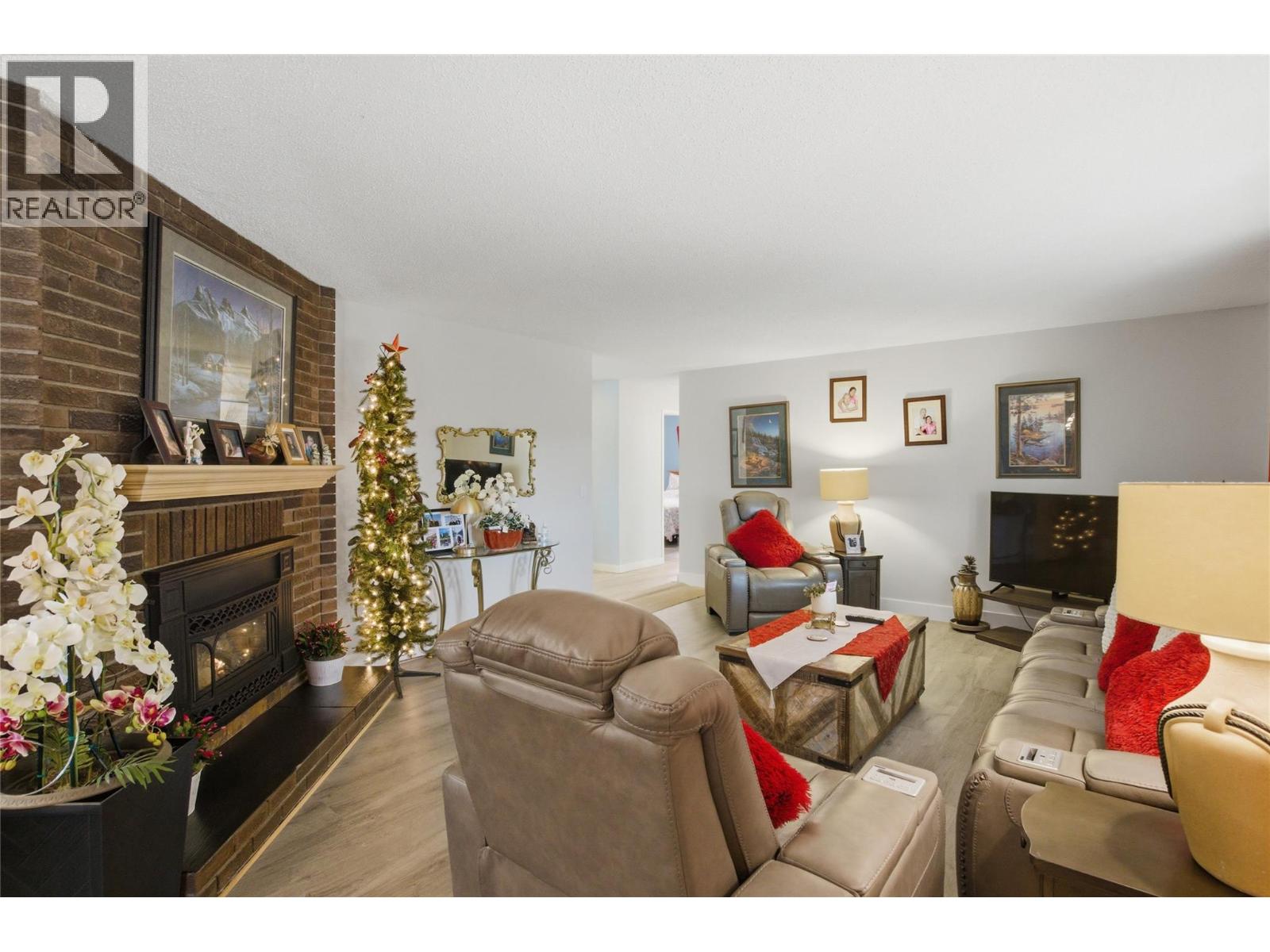 222 DOGWOOD Court, Logan Lake