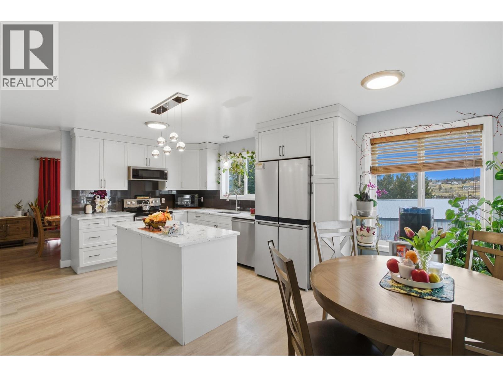 222 DOGWOOD Court, Logan Lake